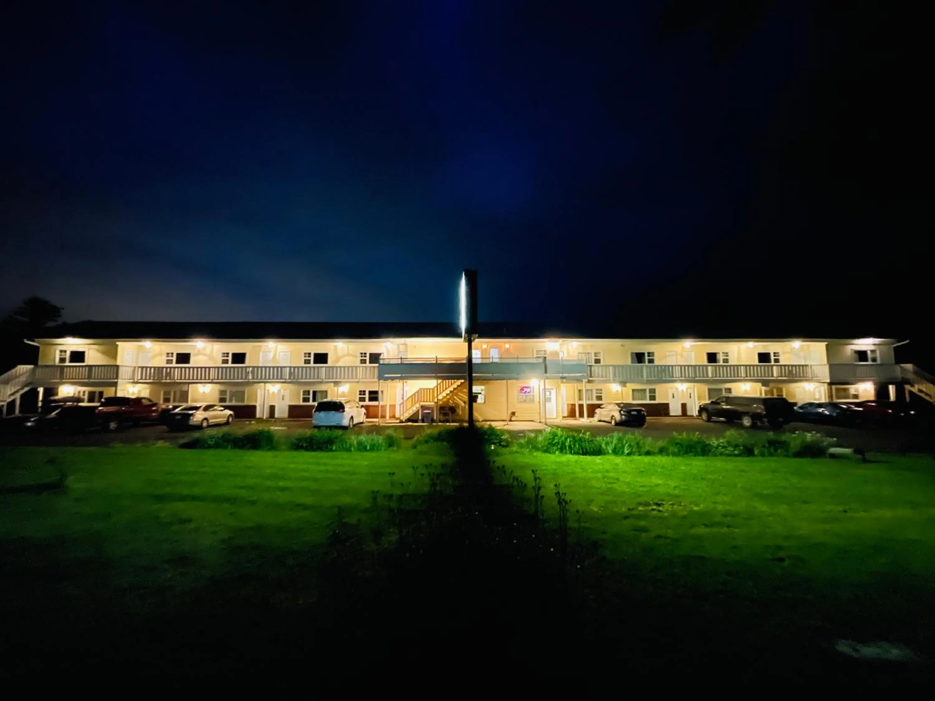 Property building in Scenic Motel Moncton