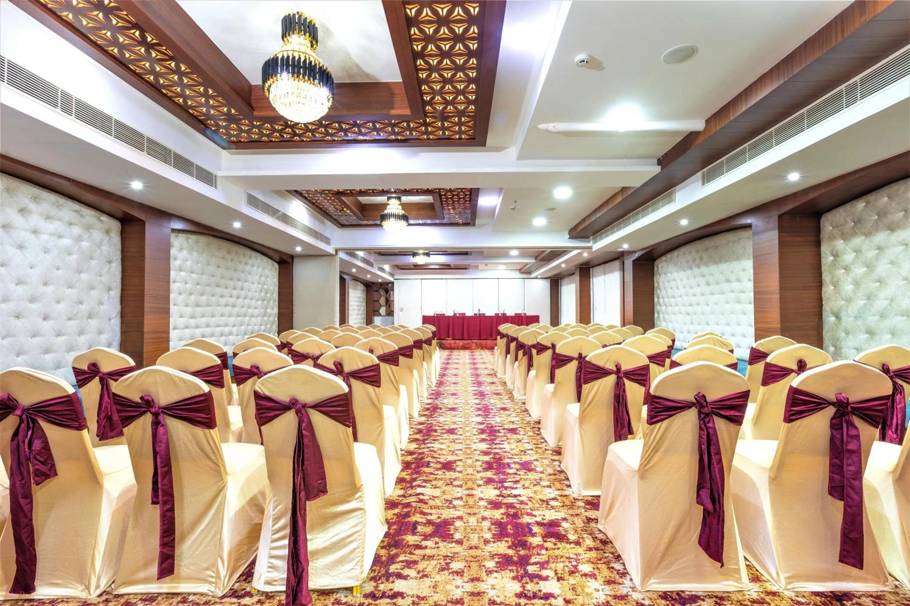 Banquet/Function facilities in The Saibaba Hotel
