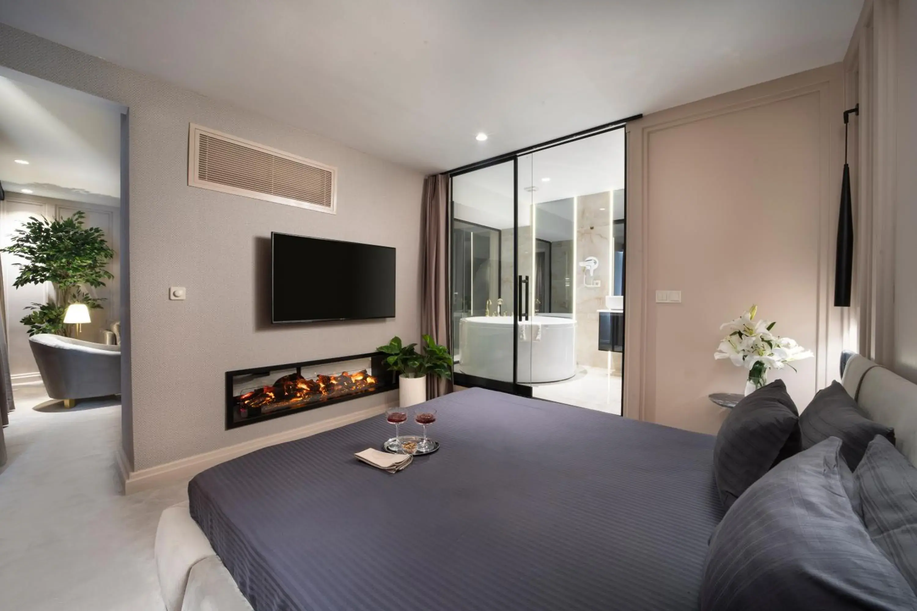 Executive Suite with Turkish Hammam ~ Bathtub & Fireplace -Private Lounge Access” in Walton Gardens Pera Executive Suite with Turkish Hammam ~ Bathtub & Fireplace -Private Lounge Access” in Walton Gardens Pera