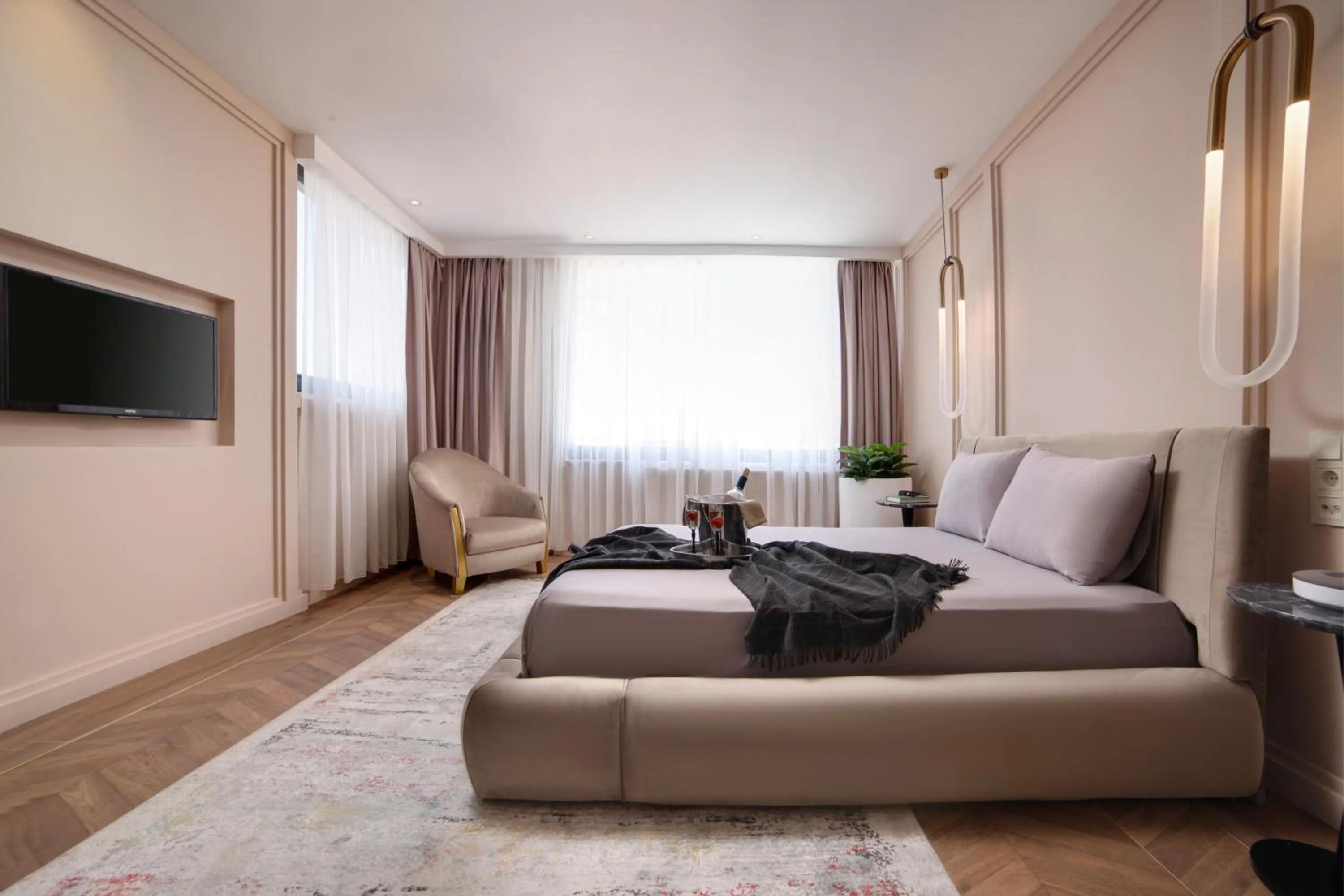 Photo of the whole room in Walton Gardens Pera