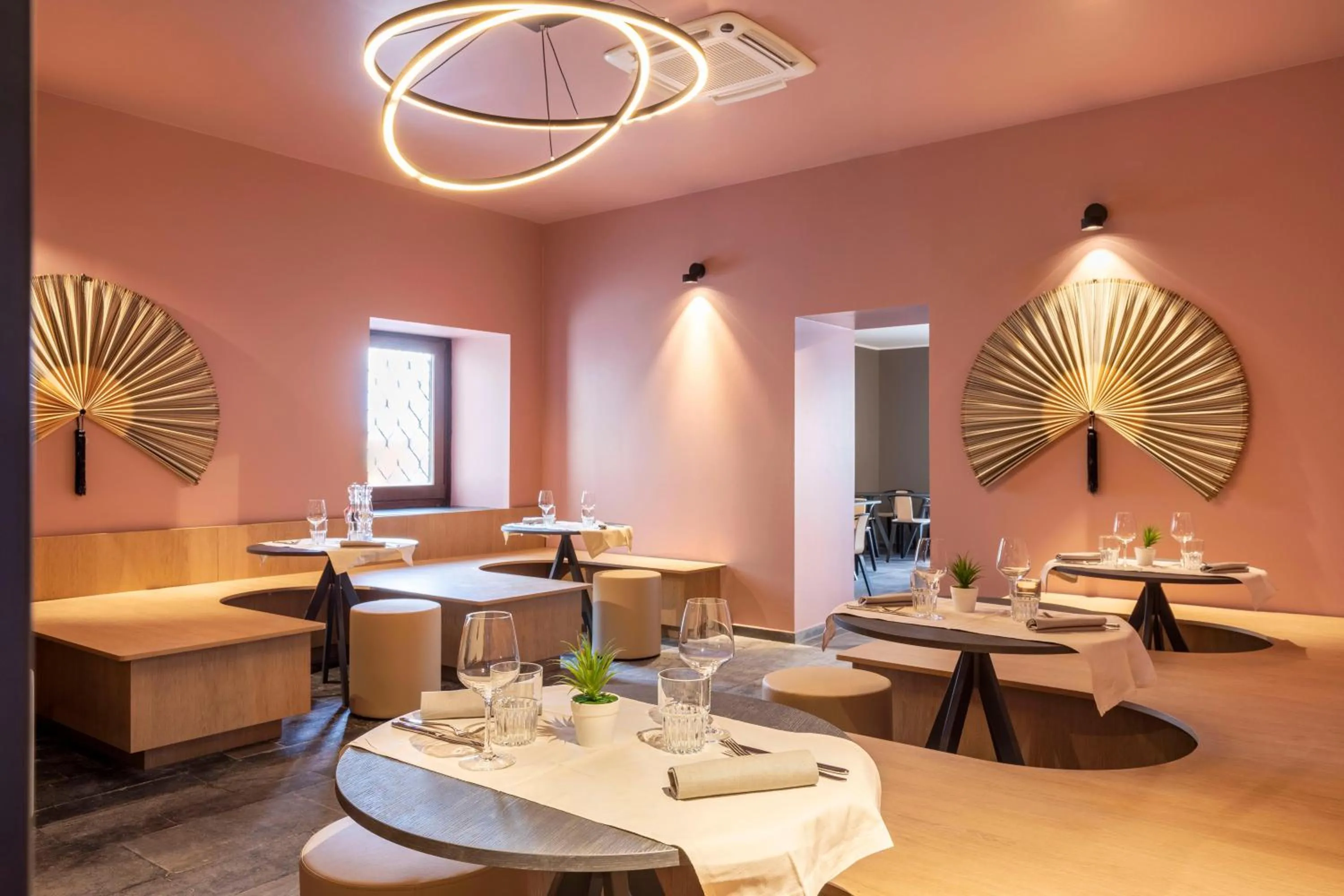 Restaurant/places to eat in B&B Hotel Passo Tre Croci Cortina