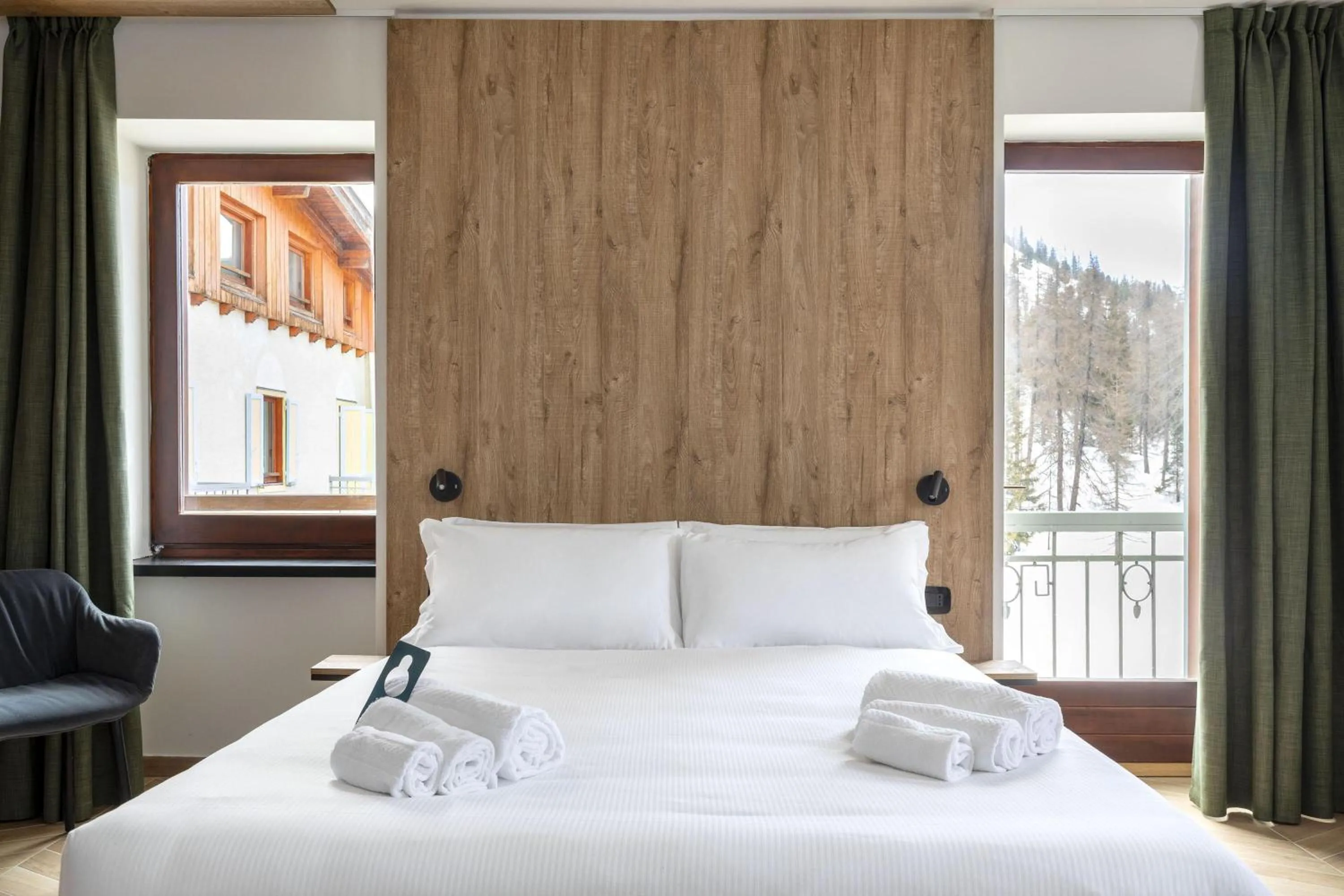 Photo of the whole room, Bed in B&B Hotel Passo Tre Croci Cortina