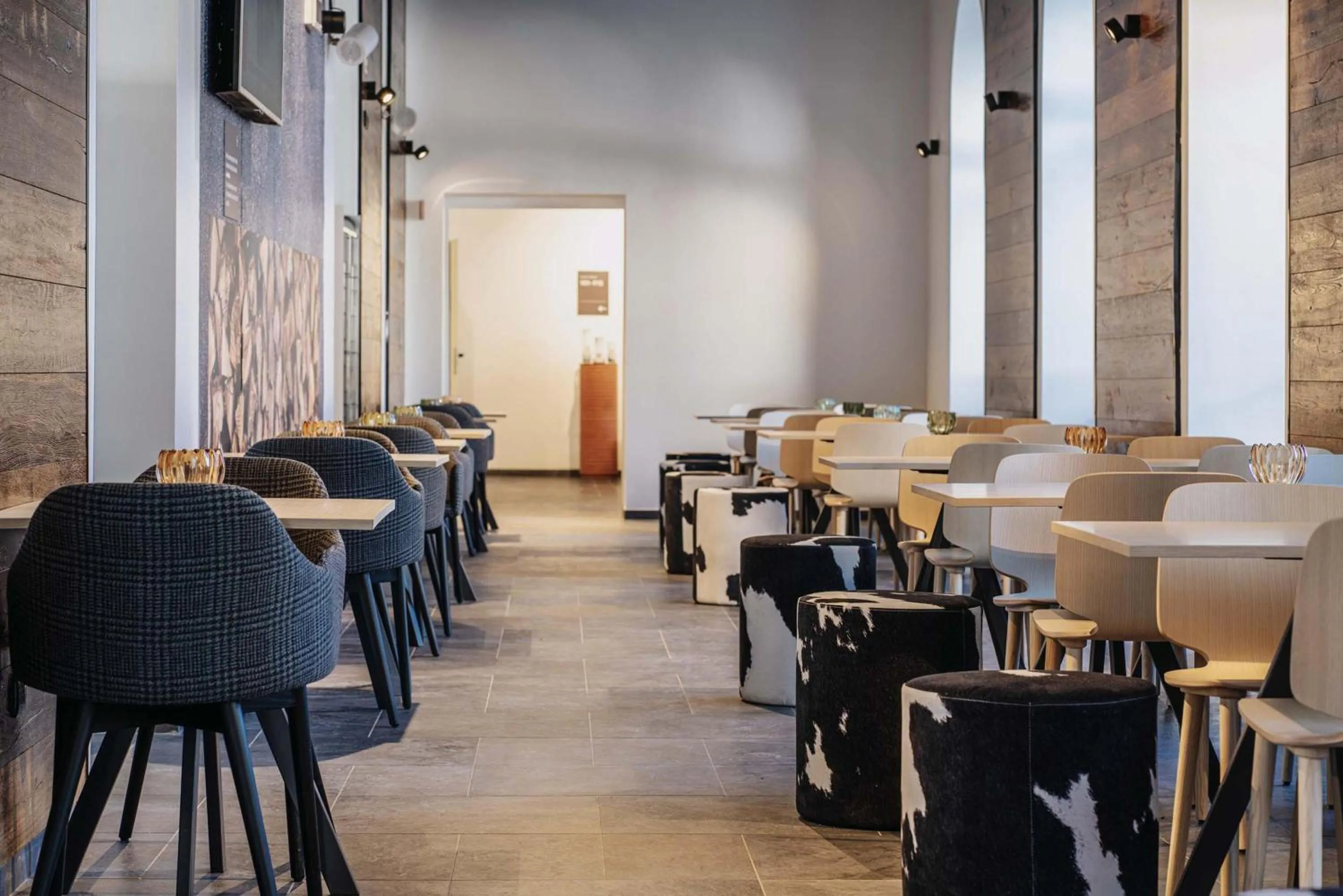 Restaurant/places to eat in B&B Hotel Passo Tre Croci Cortina