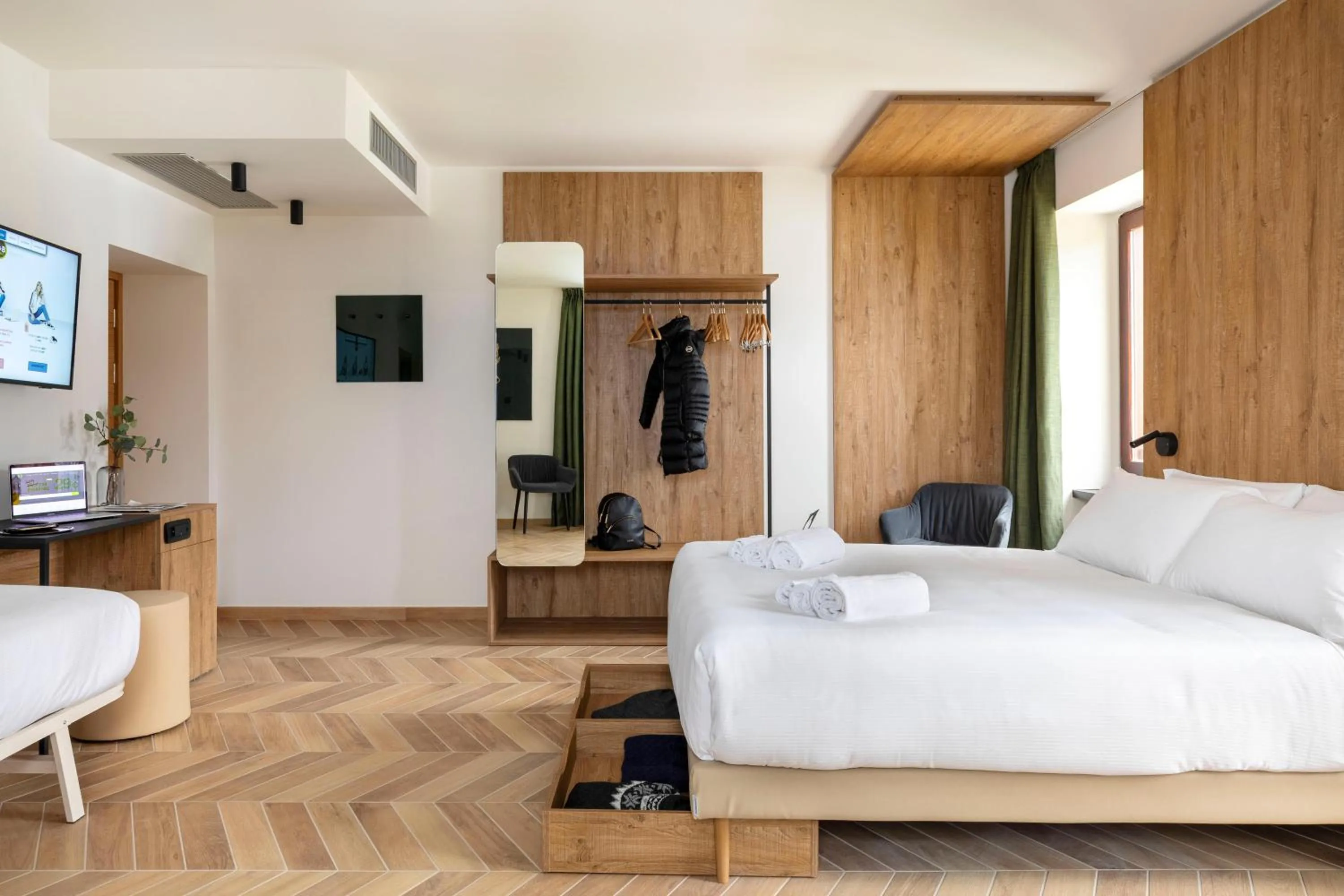 Photo of the whole room, Bed in B&B Hotel Passo Tre Croci Cortina