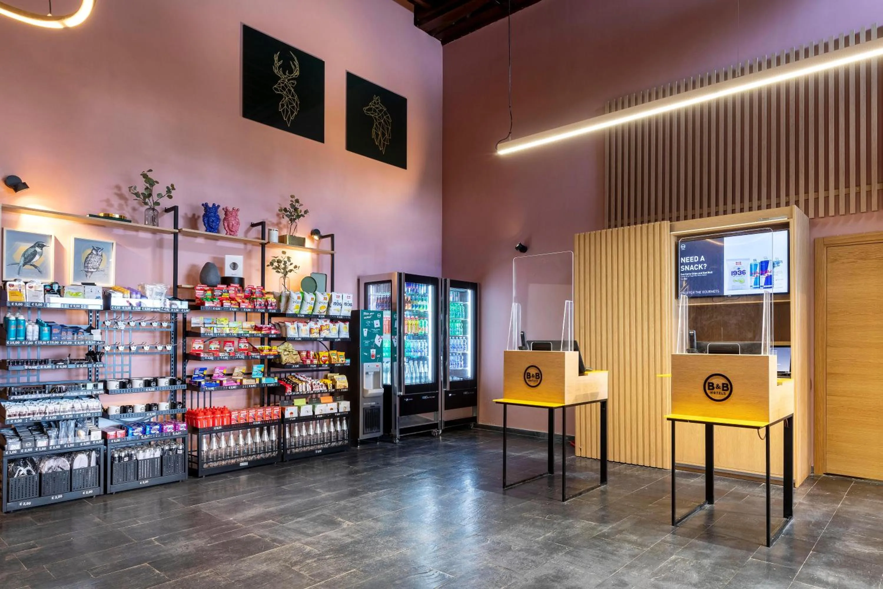 Lobby or reception in B&B Hotel Passo Tre Croci Cortina