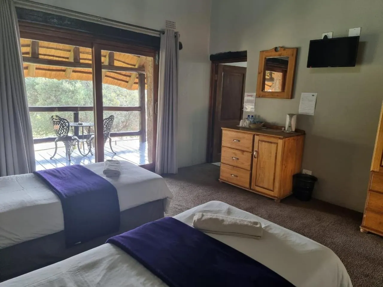 Bedroom, Bed in Glen Afric Country Lodge