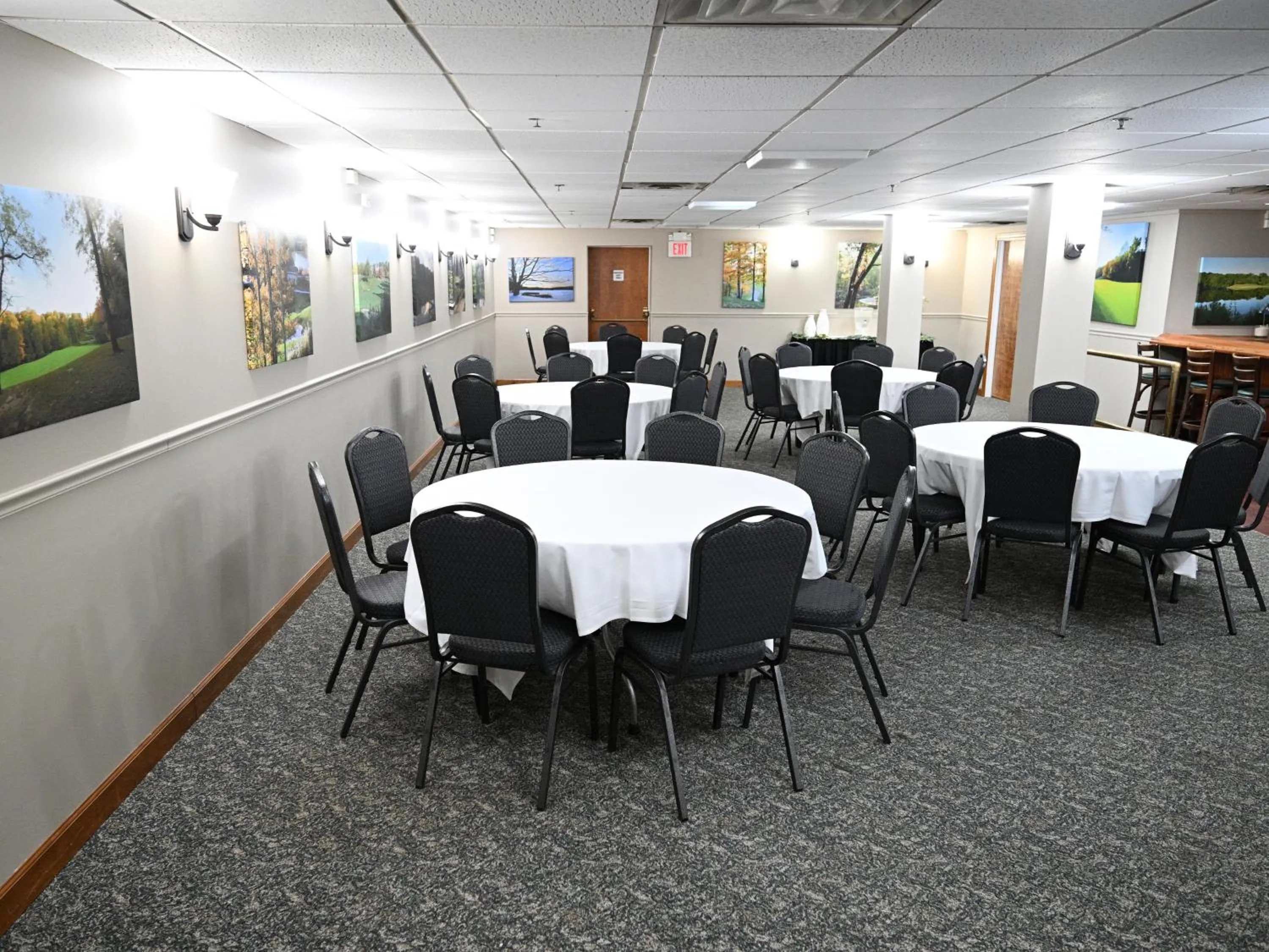 Meeting/conference room in Fort Harrison State Park Inn