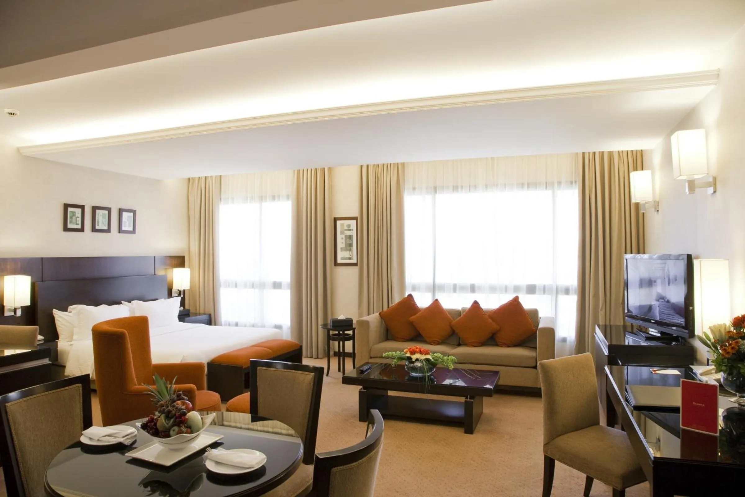 TV and multimedia in Ramada Plaza by Wyndham Beirut Raouche