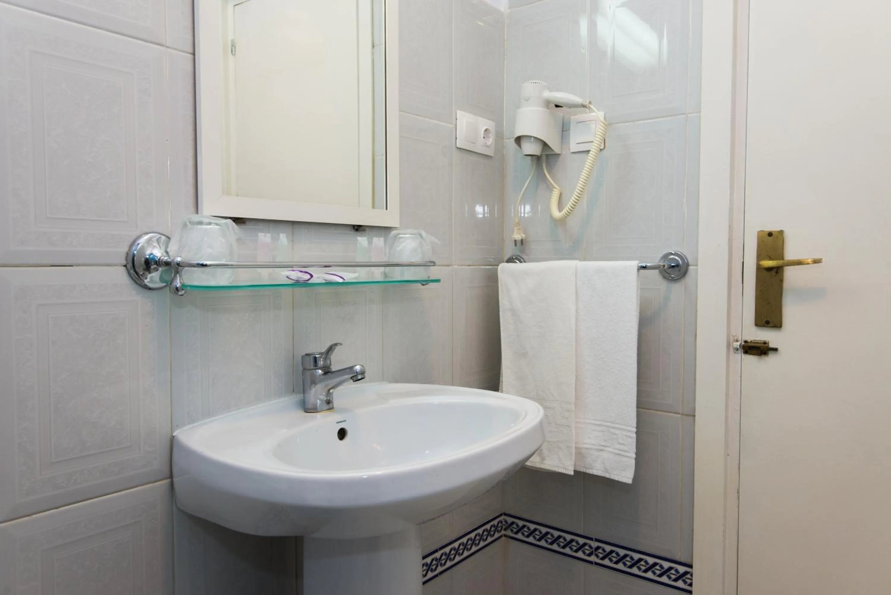 Bathroom in Costa De La Luz