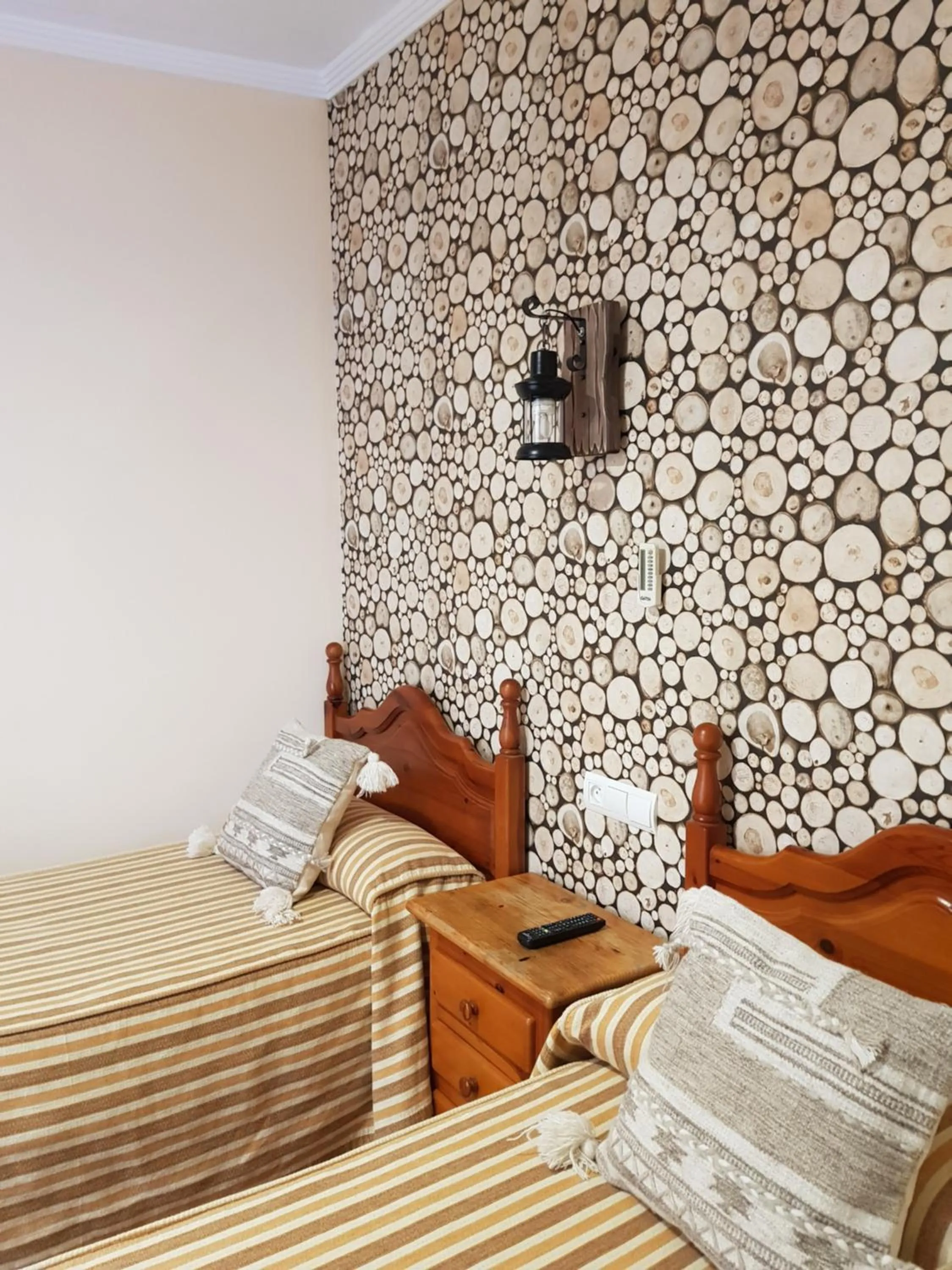 Bathroom, Bed in Pension La Vega