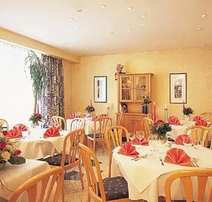 Restaurant/places to eat in Amtsstüble Hotel & Restaurant