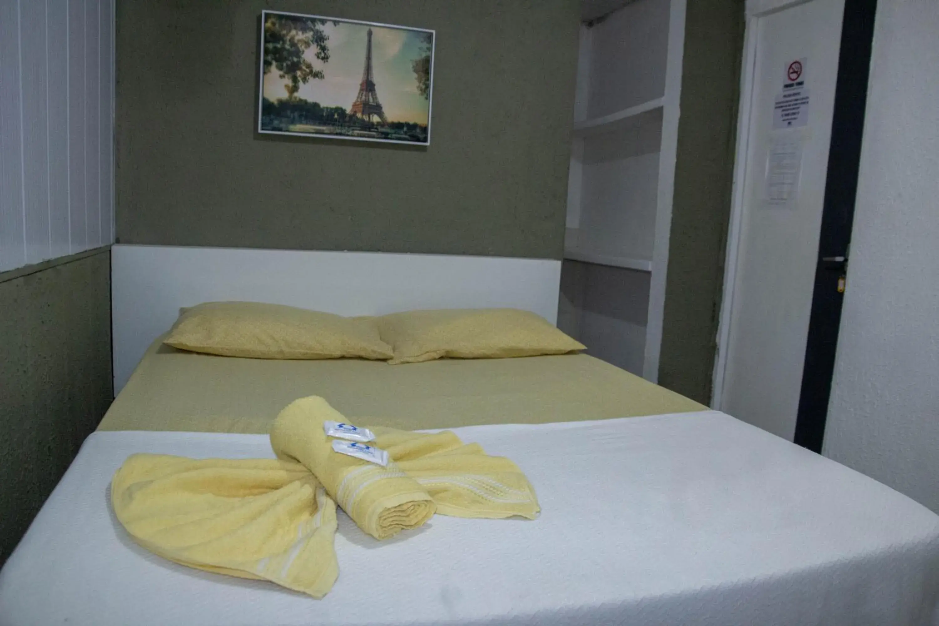 Double Room - single occupancy in Casa Aeroporto Pousada Double Room - single occupancy in Casa Aeroporto Pousada