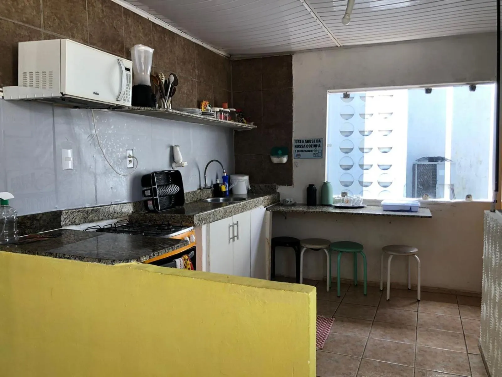 Kitchen or kitchenette in Casa Aeroporto Pousada