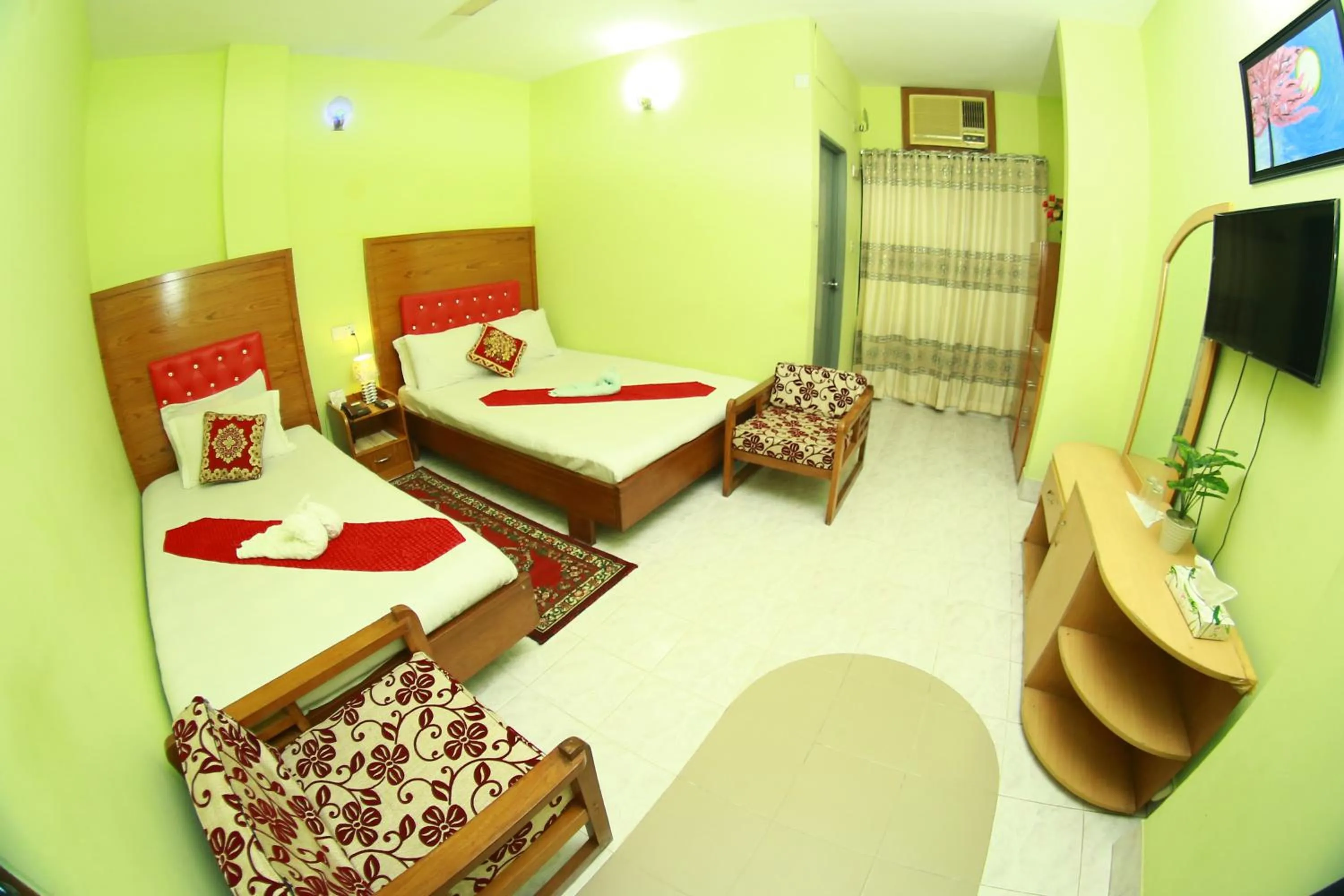 Restaurant/places to eat, Bed in Hotel Farmis Garden
