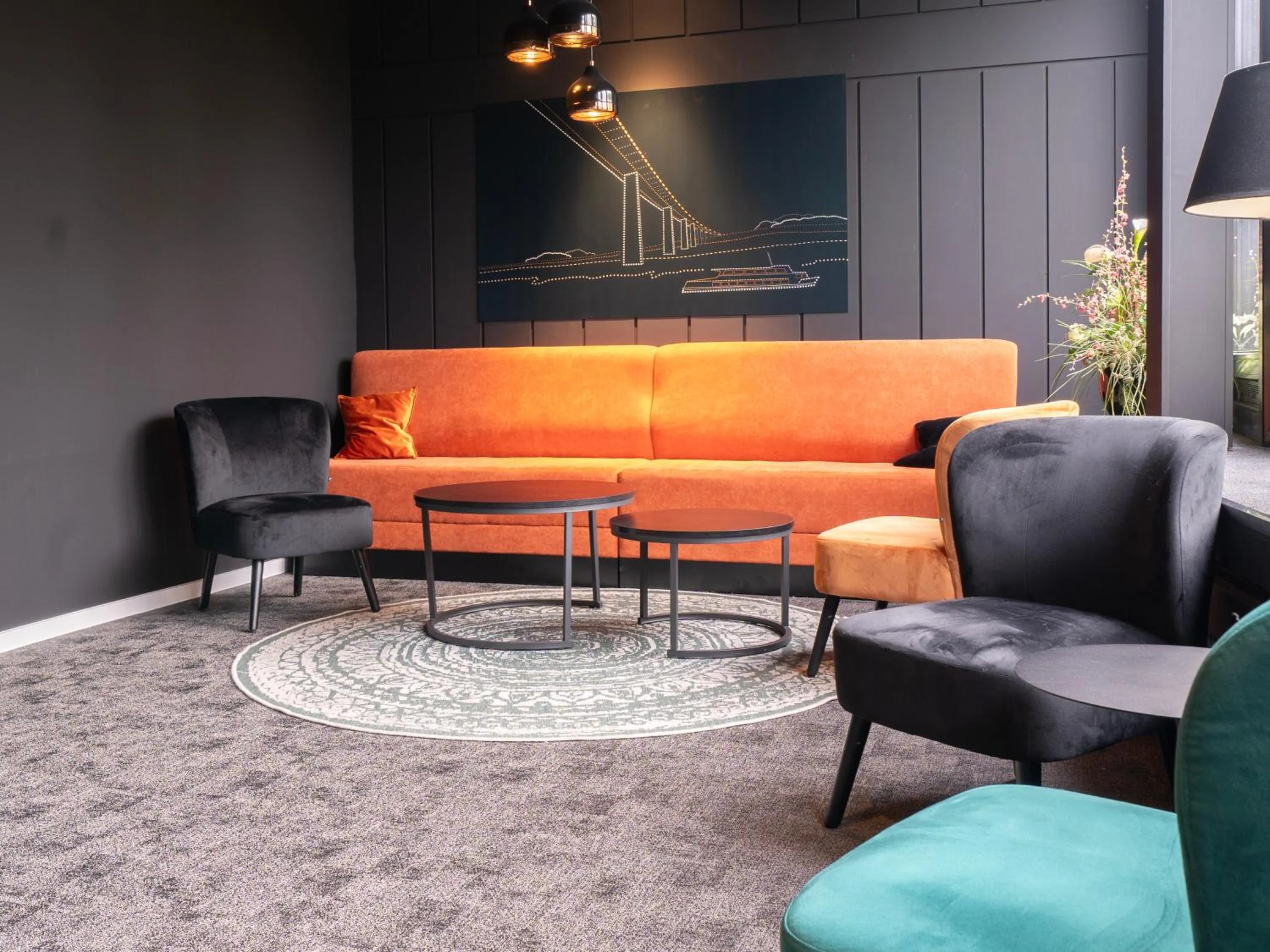 Lounge or bar in JustStay Mülheim Hotel & Apartments