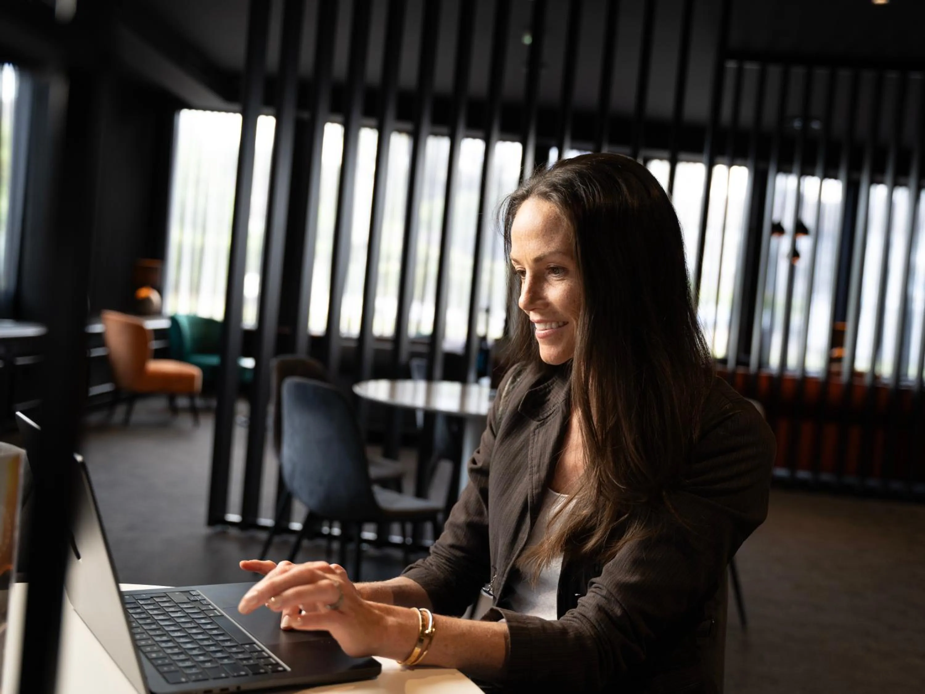 Lounge or bar in JustStay Mülheim Hotel & Apartments