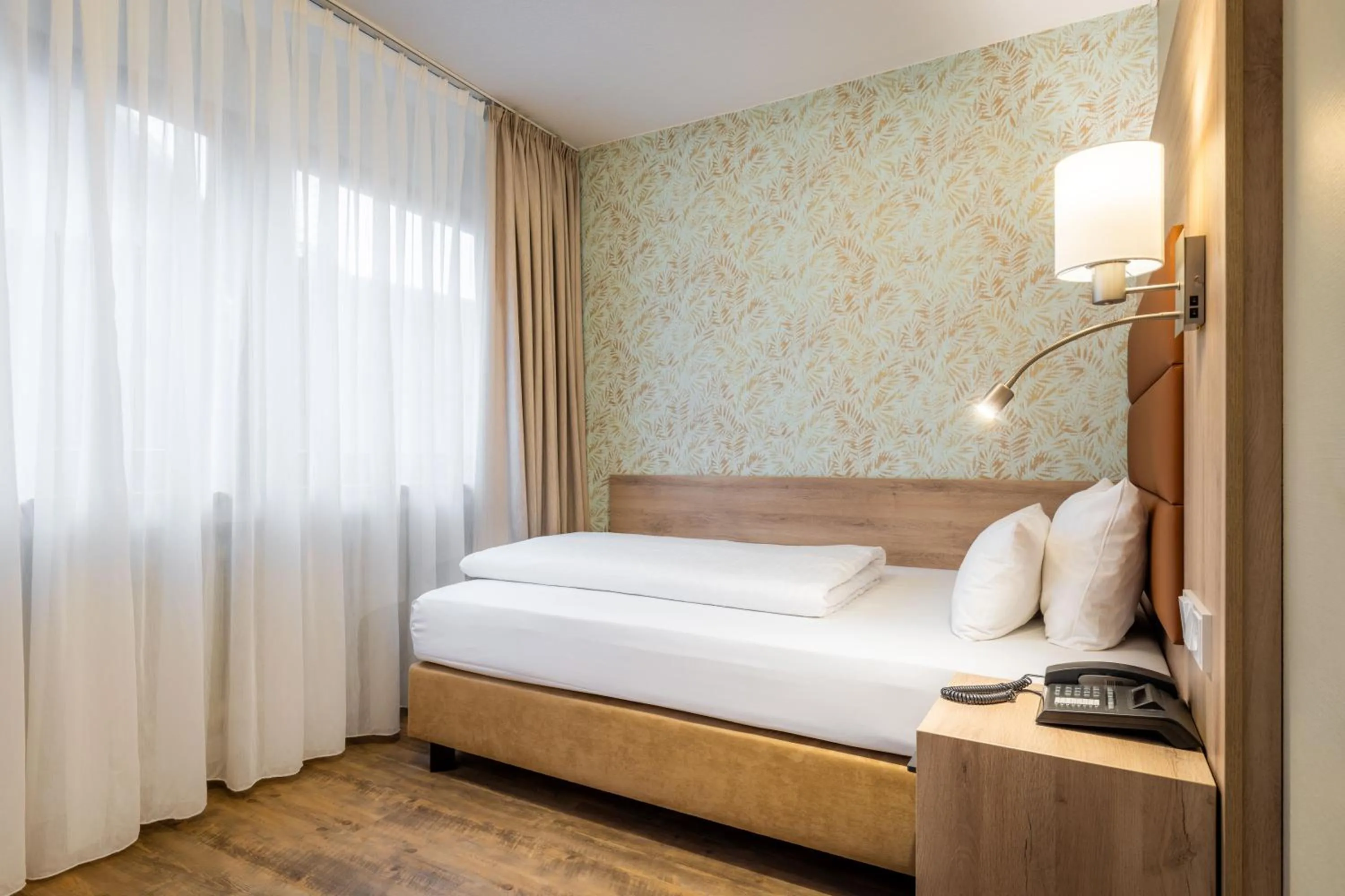 Photo of the whole room, Bed in Hotel Engel