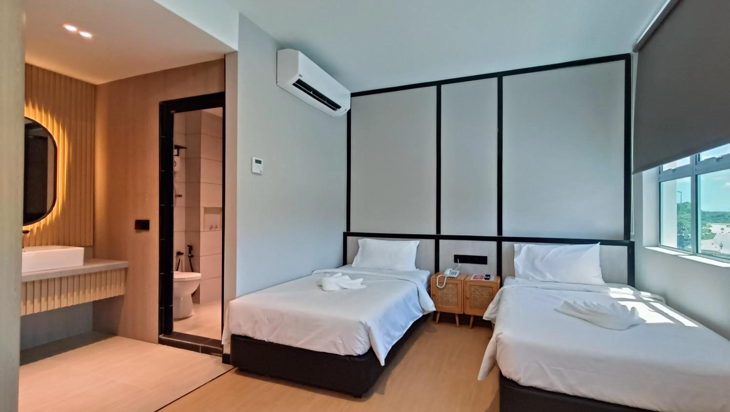 Bed in Urban Inn, SP Saujana