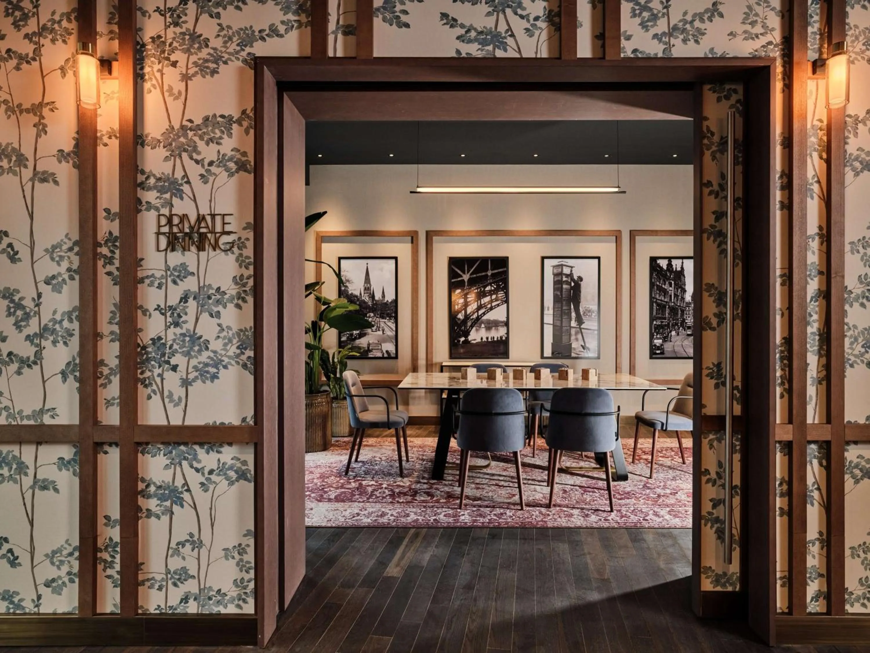 Restaurant/places to eat in Radisson Collection Hotel, Berlin