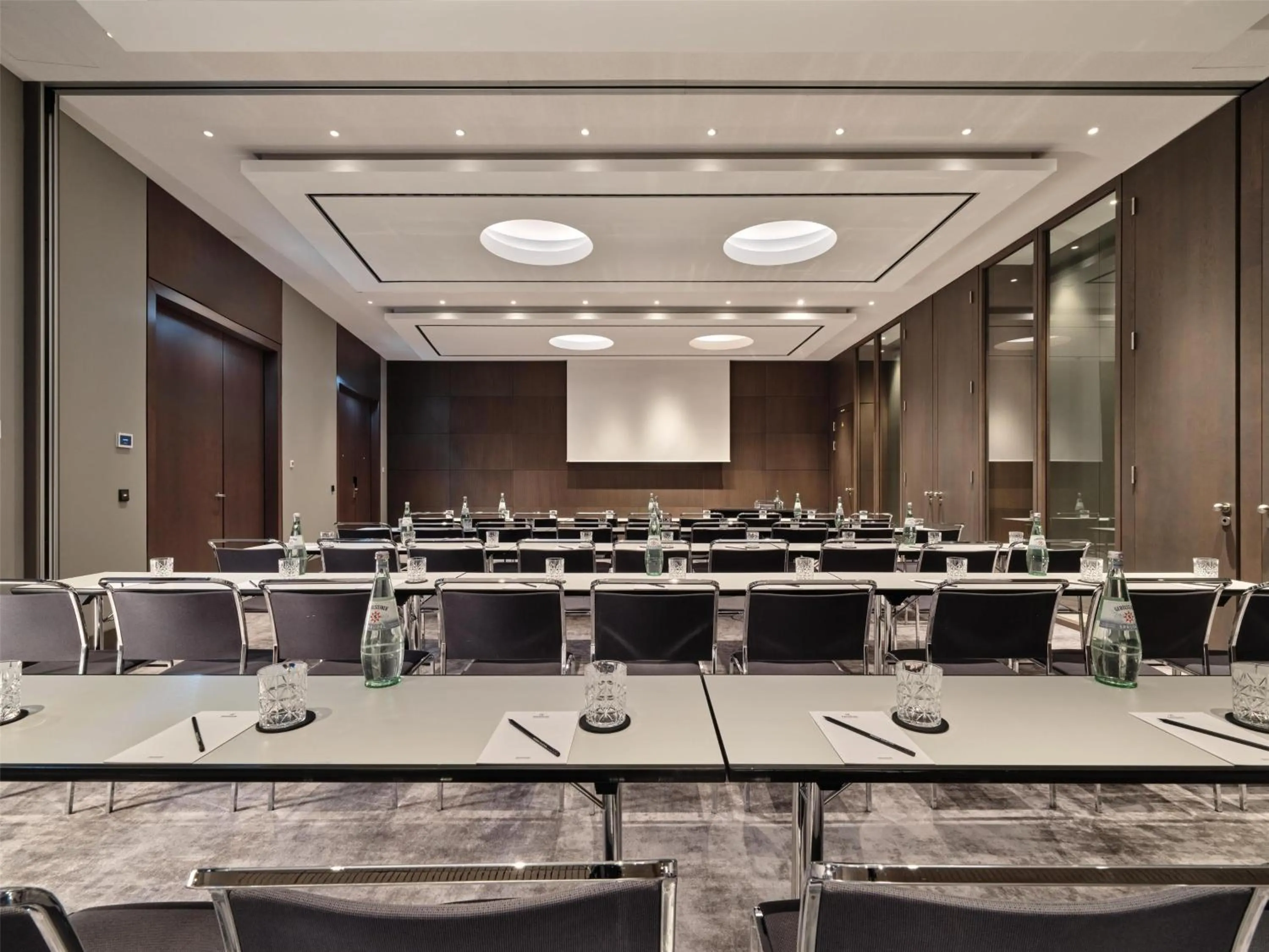 Meeting/conference room in Radisson Collection Hotel, Berlin