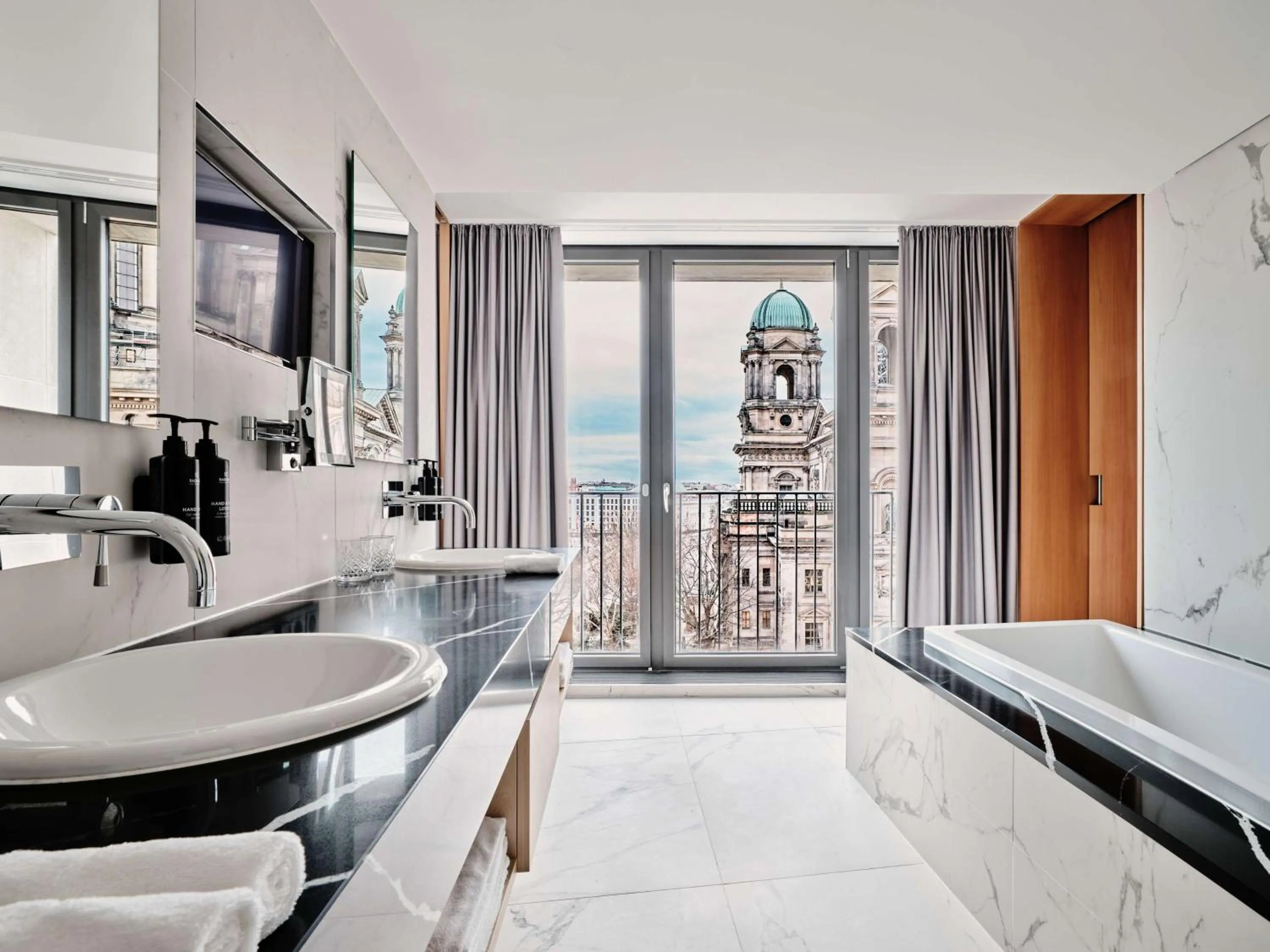 Bathroom, Bed in Radisson Collection Hotel, Berlin