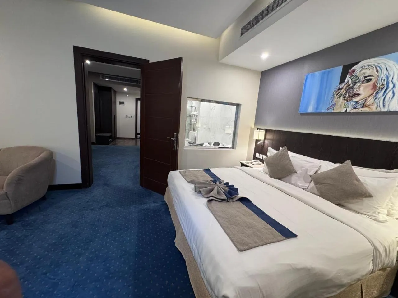 Bedroom, Bed in Coupard Hotel