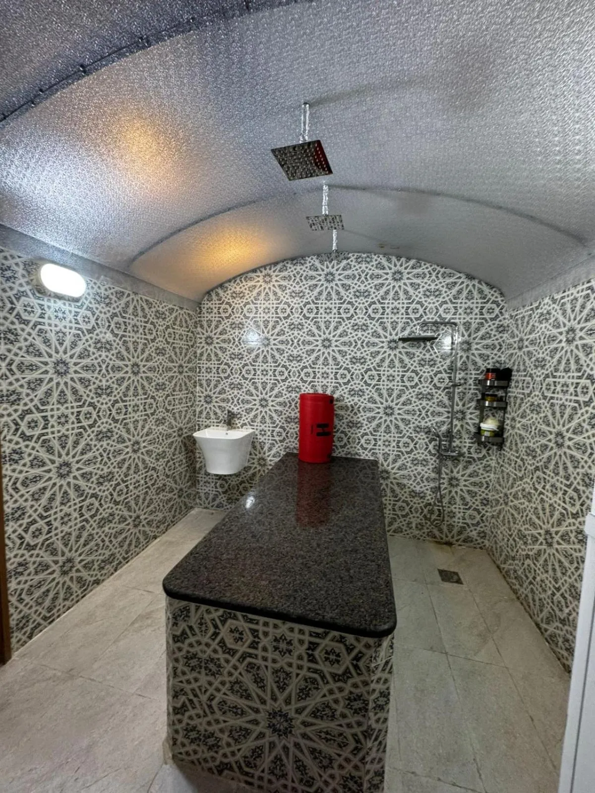 Hot Spring Bath in Coupard Hotel