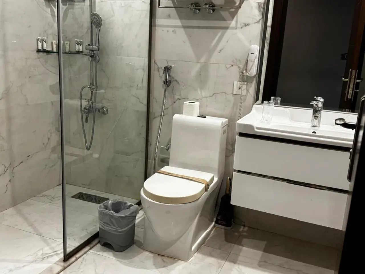 Deluxe Double Room in Coupard Hotel Deluxe Double Room in Coupard Hotel