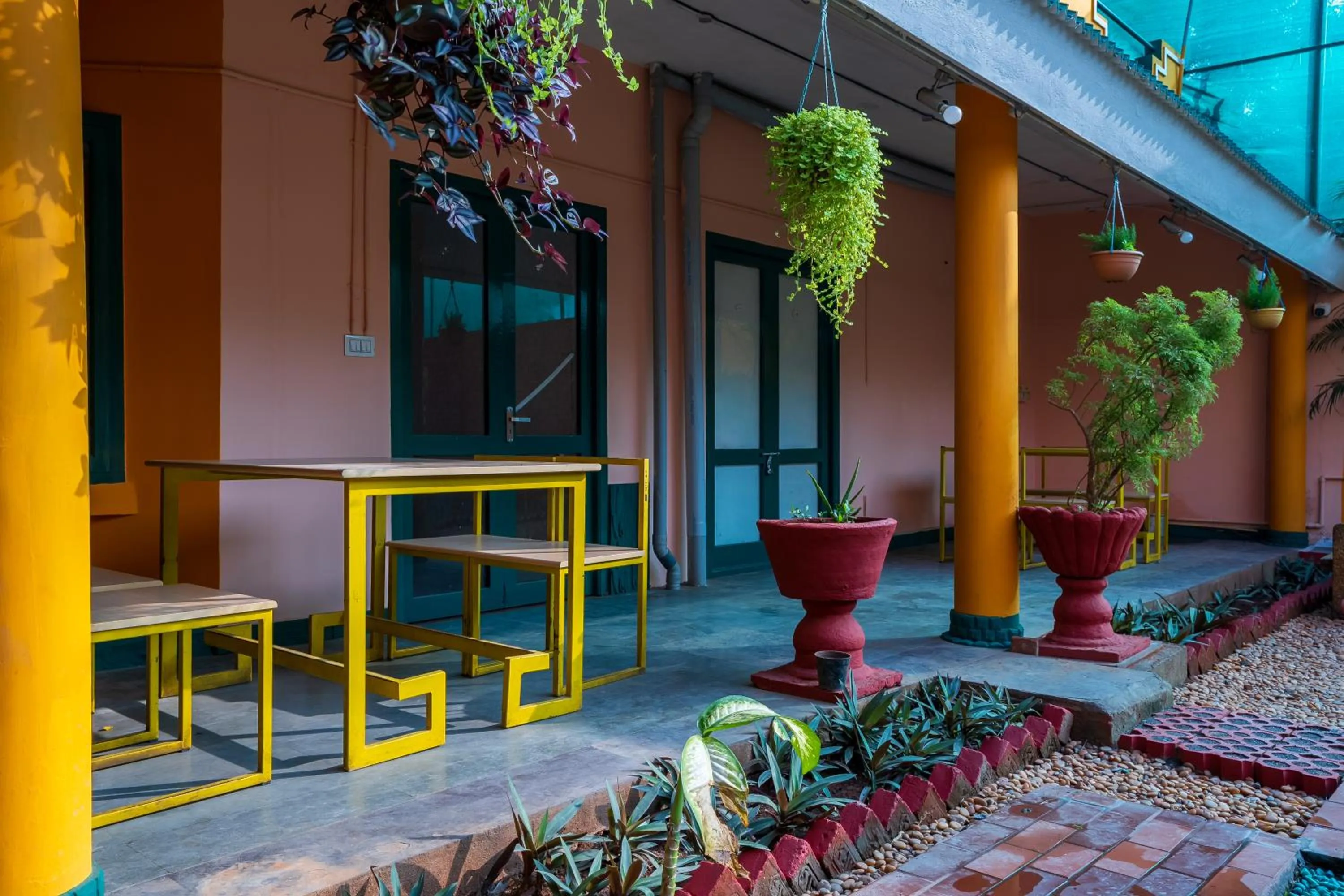 Garden in La Courtyard