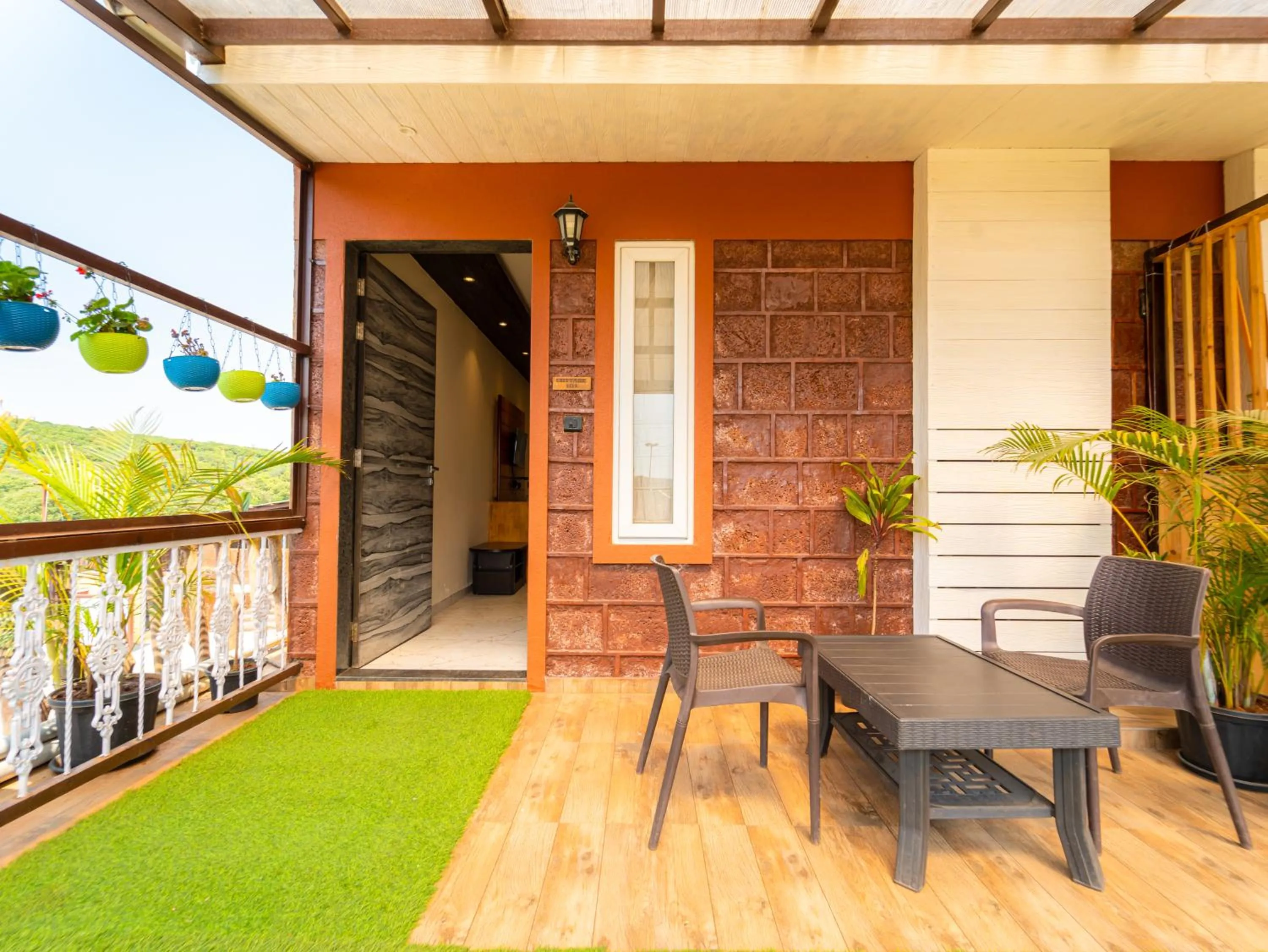 Day in Red Button Resort