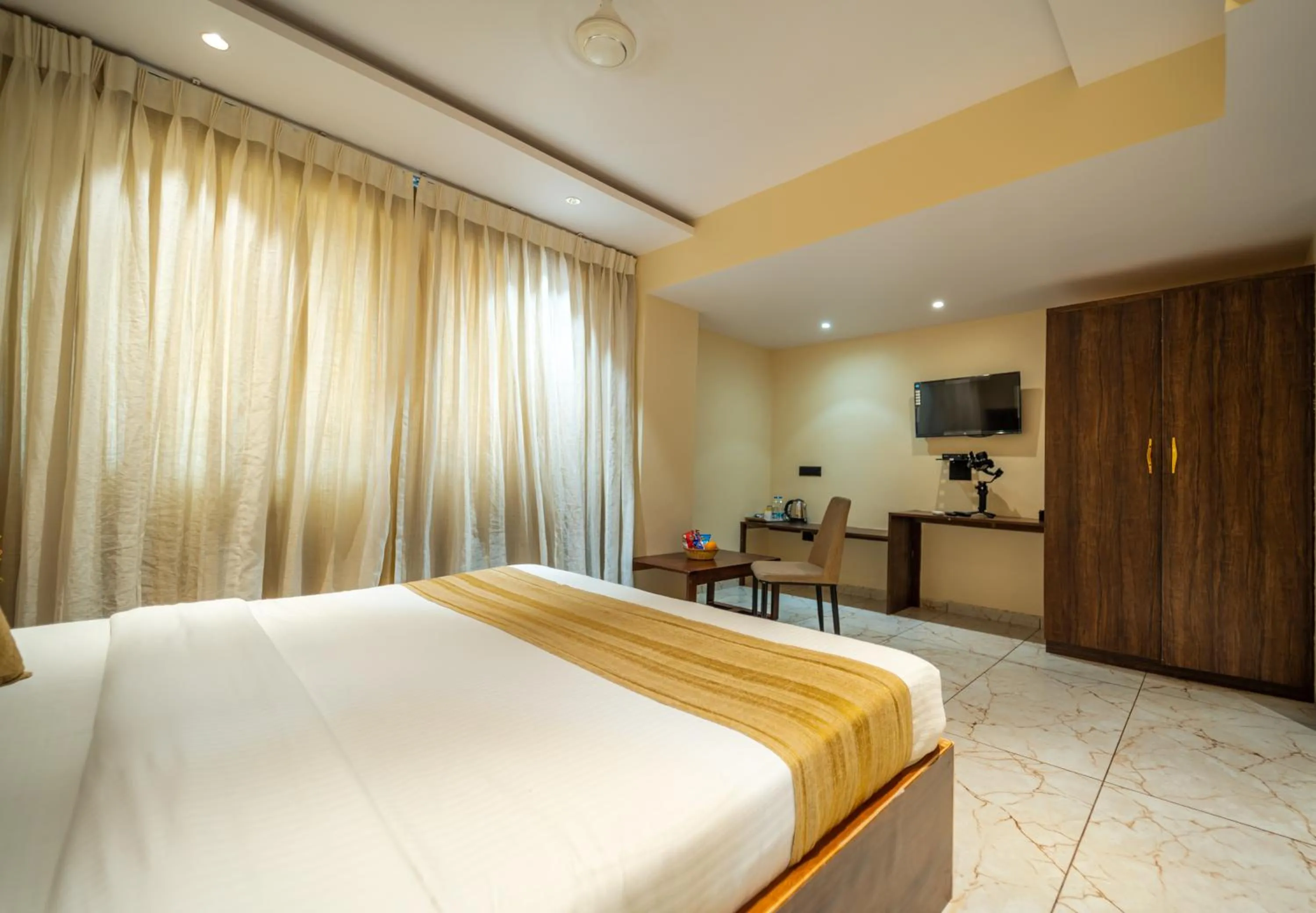 TV and multimedia, Bed in Red Button Resort