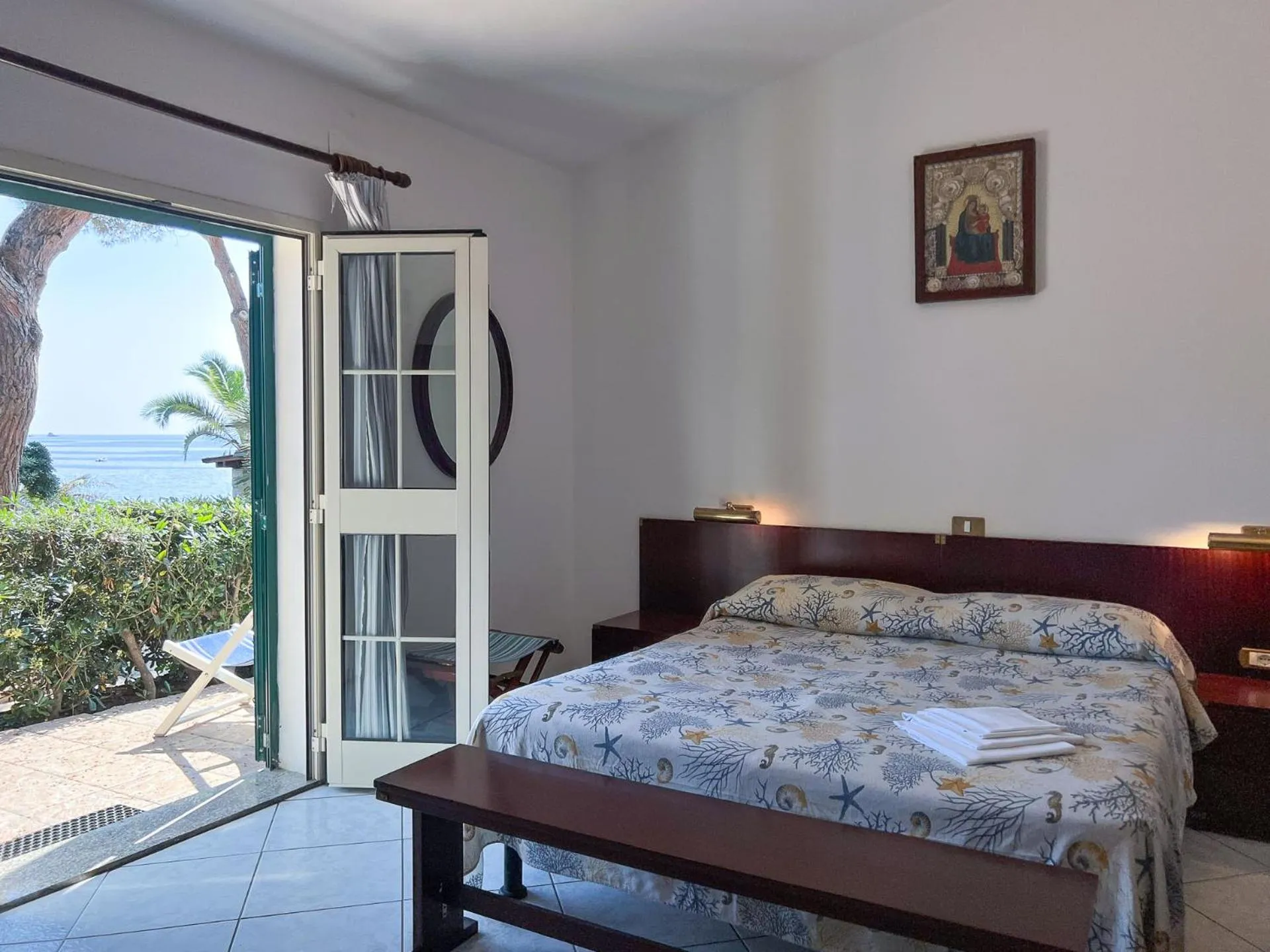 Bedroom in Mandel 2 Residence by Mandel club