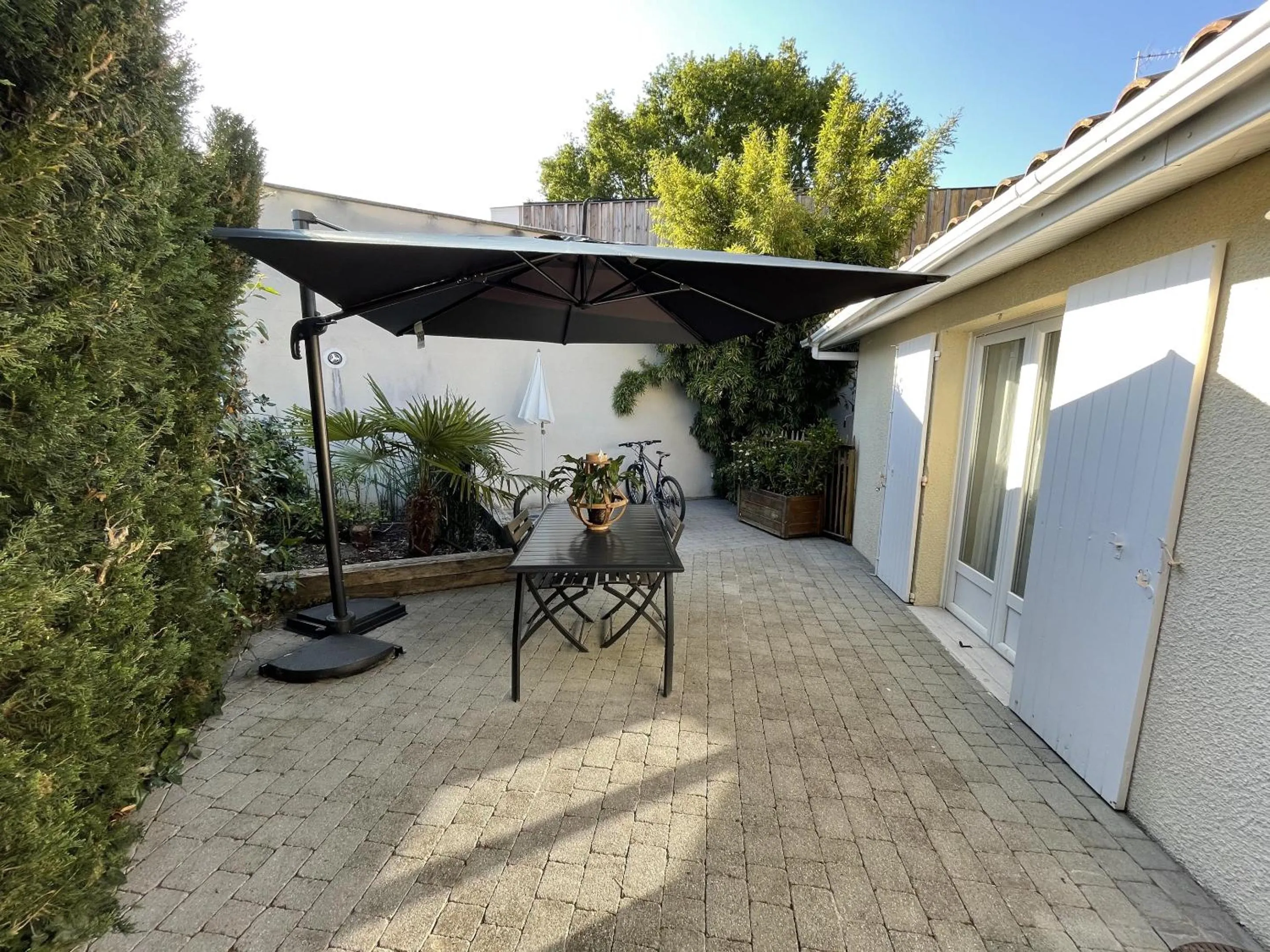 Patio in Le Studio de Noreda