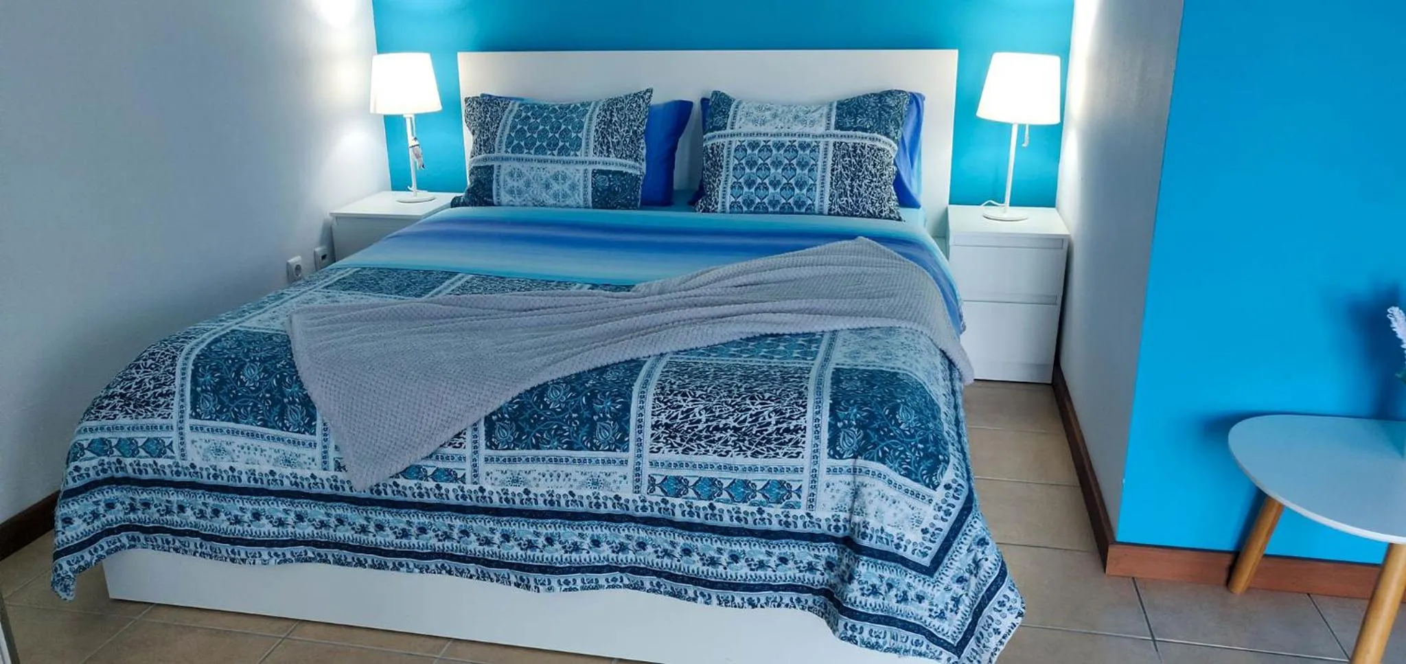 Bed in Rainbow Guest House