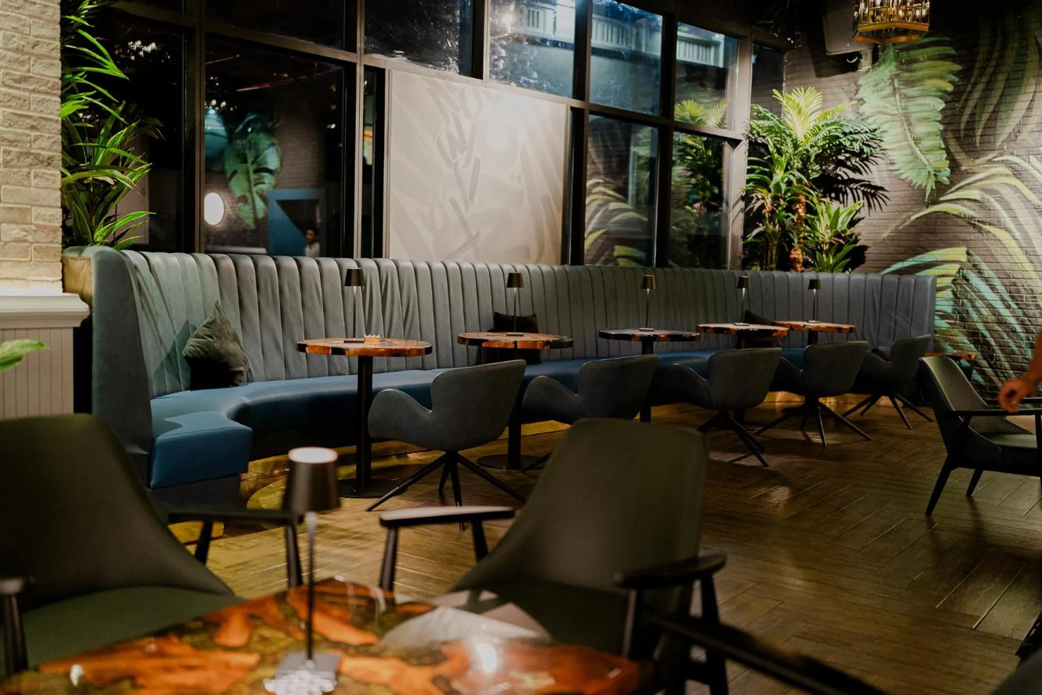 Restaurant/places to eat in Blue Beach Tower The Walk JBR