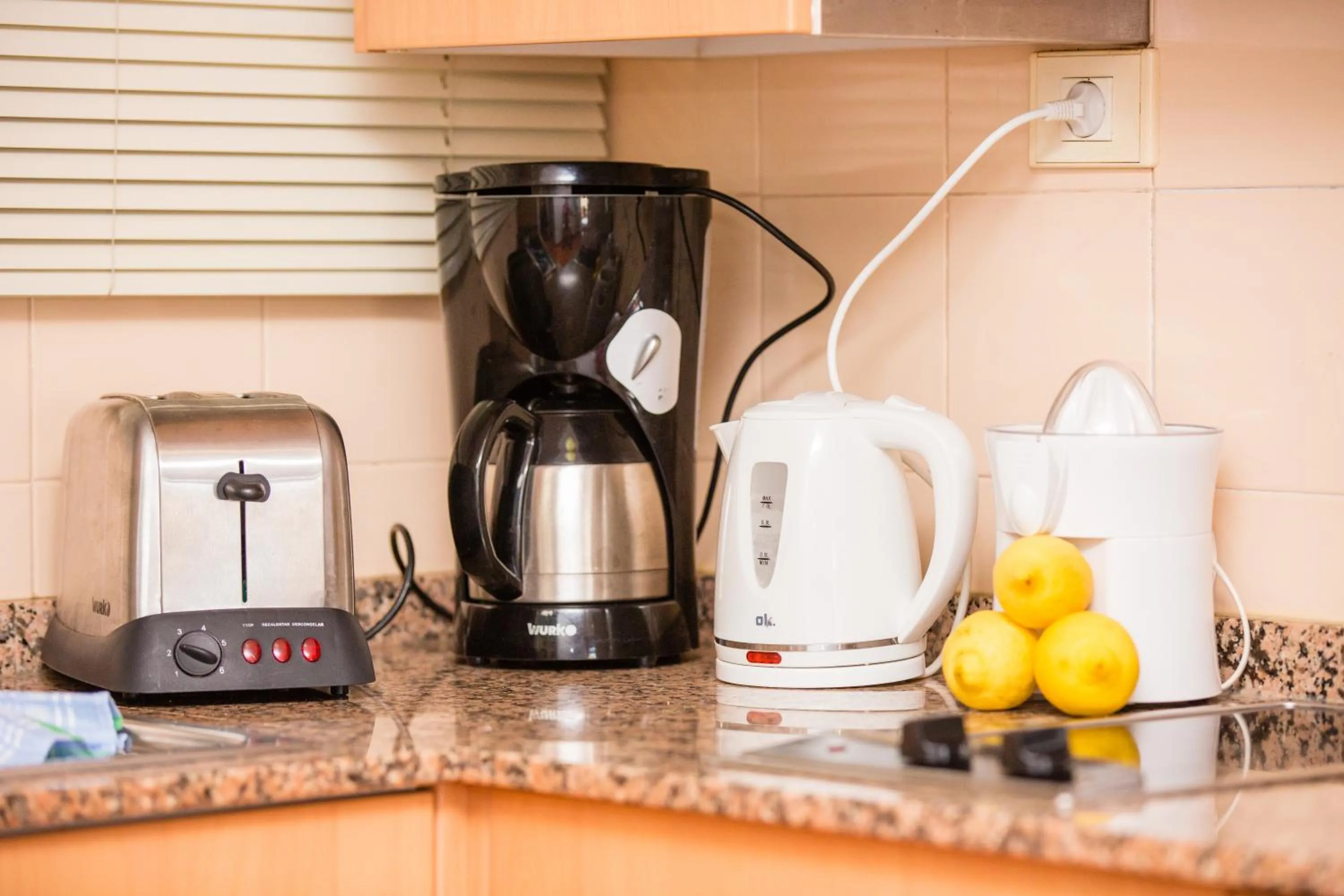 Kitchen or kitchenette in Amadores Beach Apartments