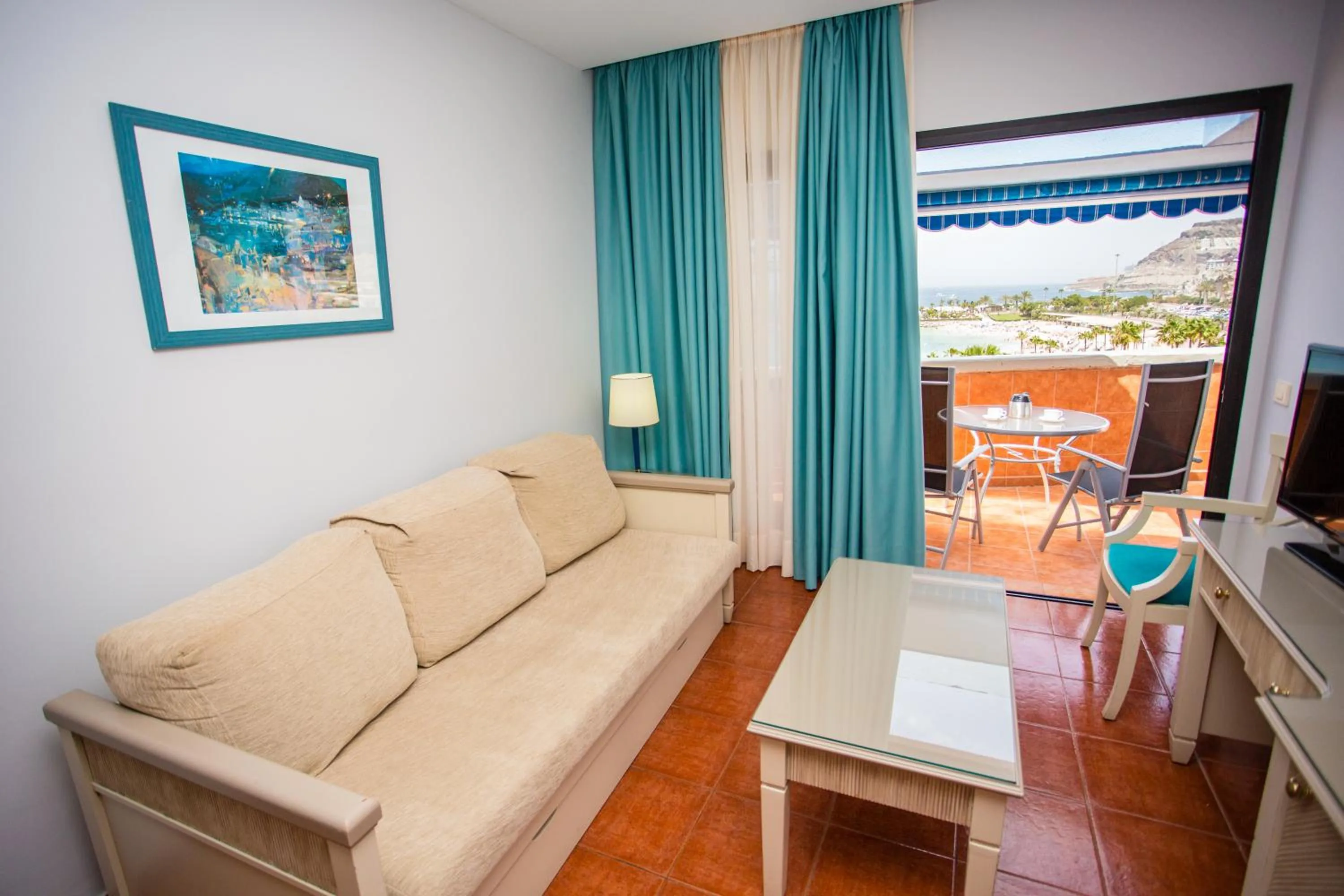 Living room in Amadores Beach Apartments