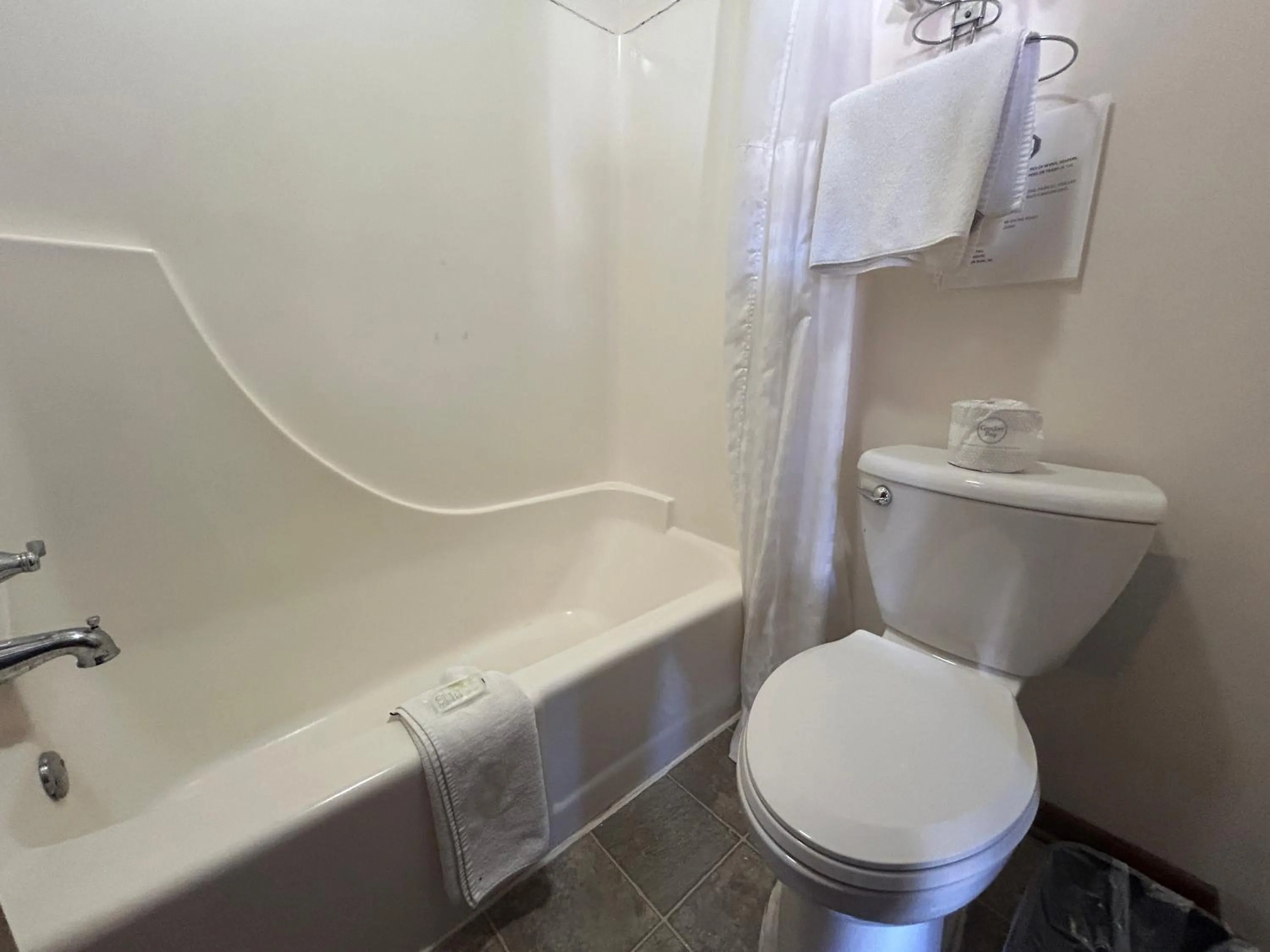 Bathroom in Big 12 Motel Broken Bow NE