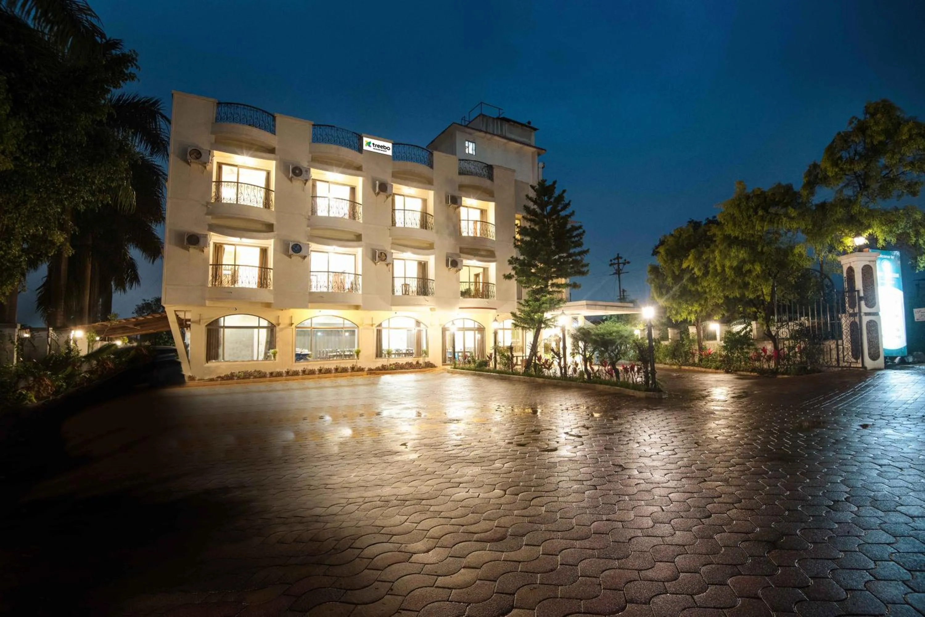 Property building in Treebo Reveniir Resort with Pool