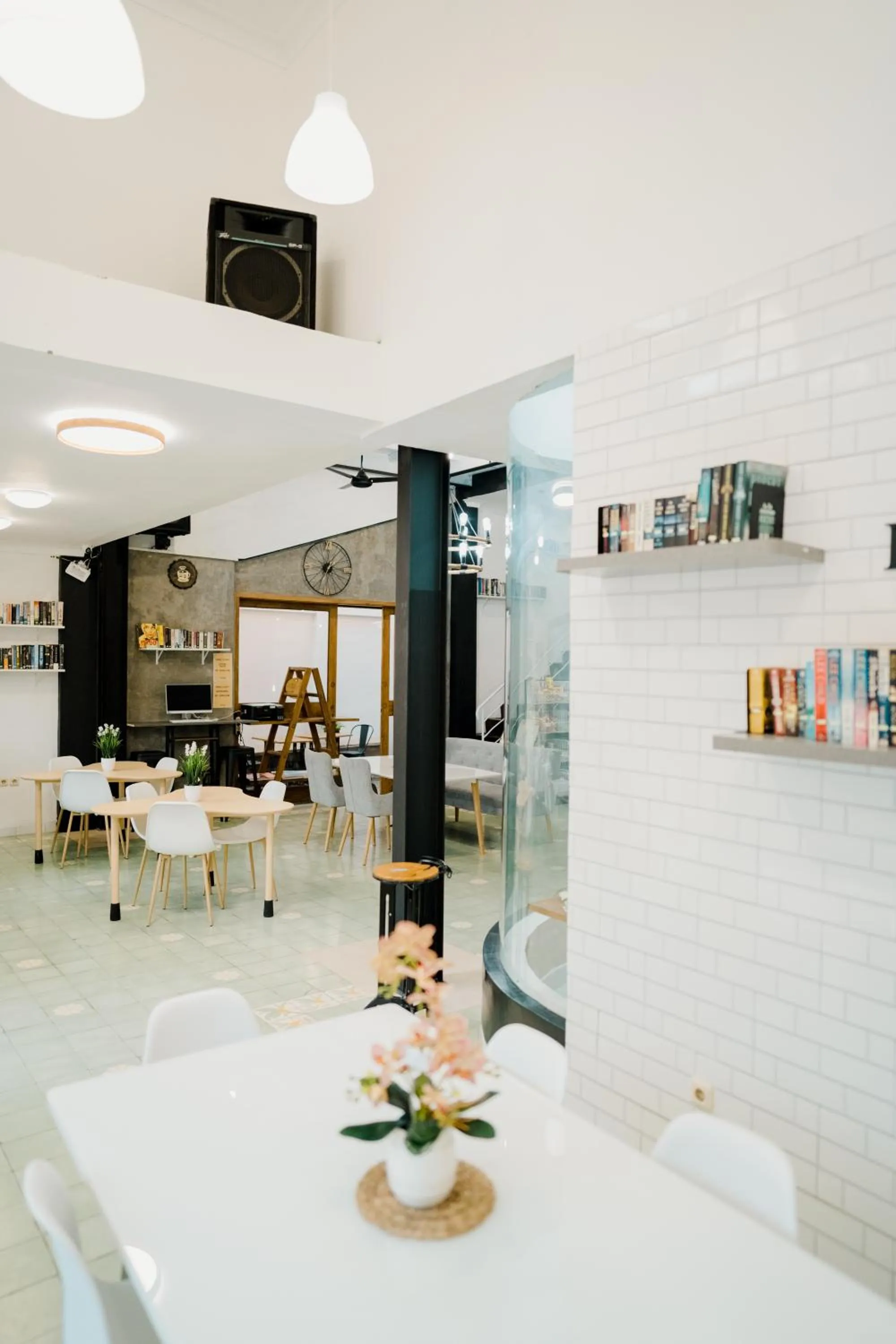 Restaurant/places to eat in Ministry Homestay