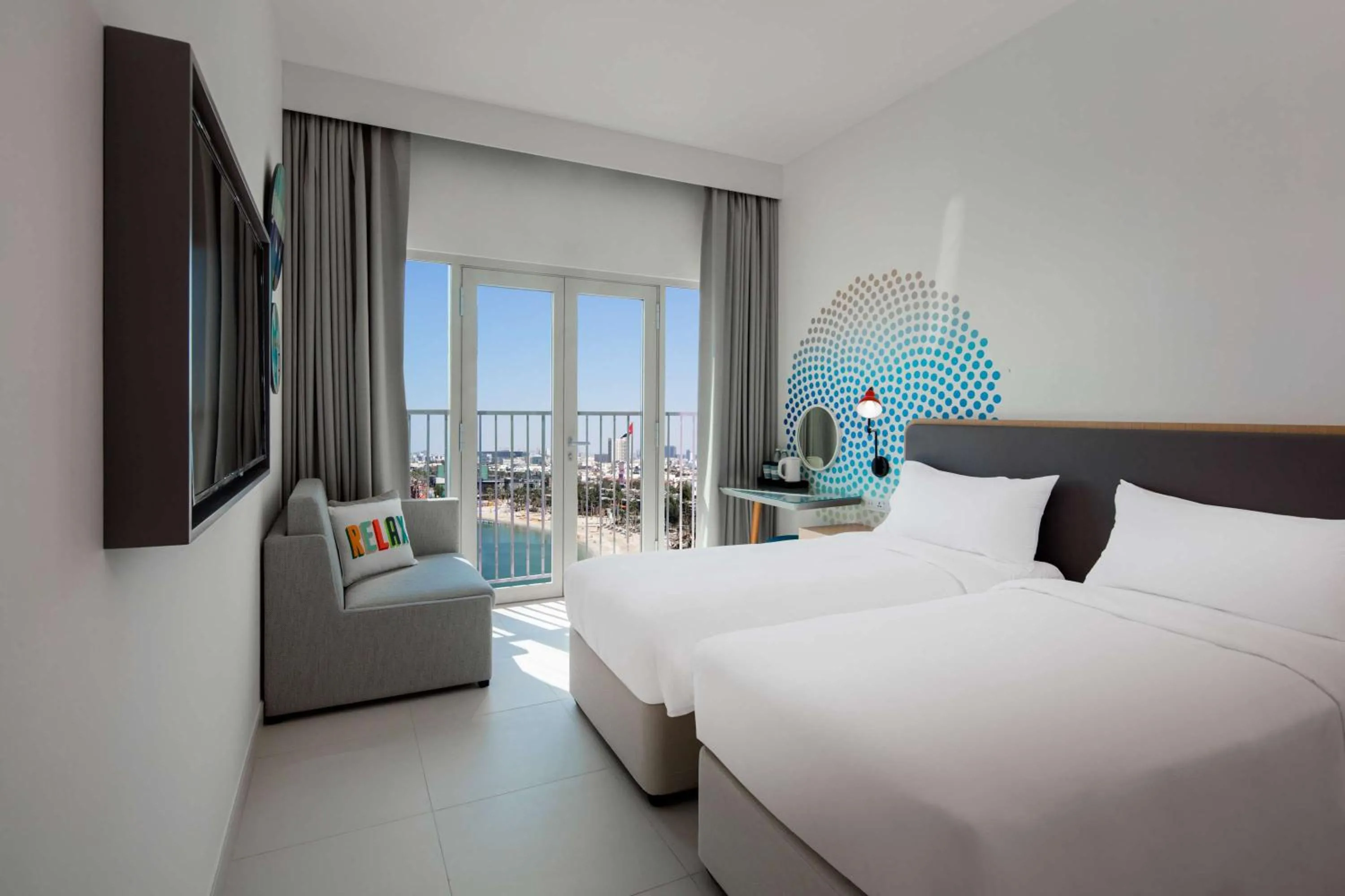 Bedroom, Bed in Rove La Mer Beach, Jumeirah