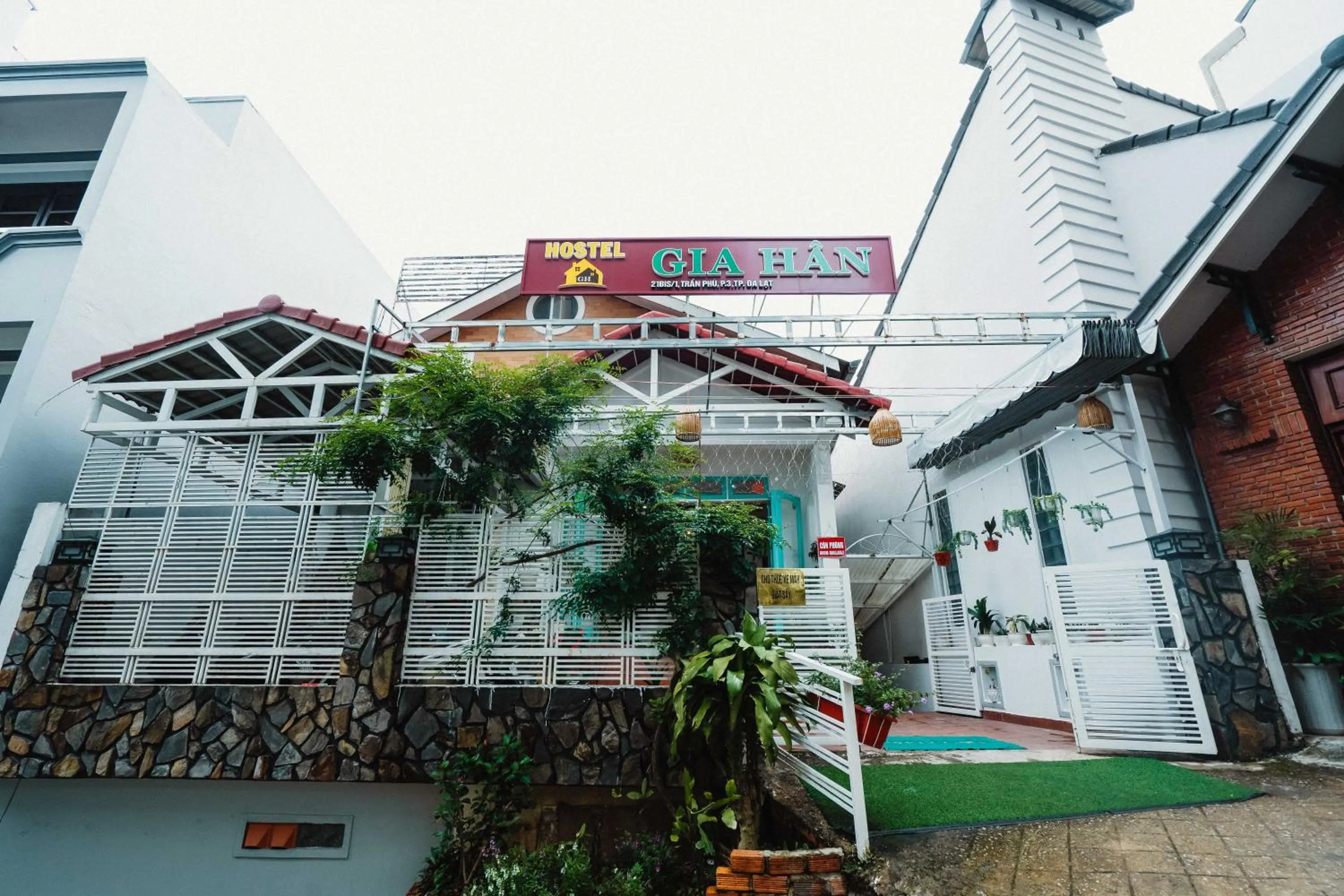 Property building in Gia Hân Hotel