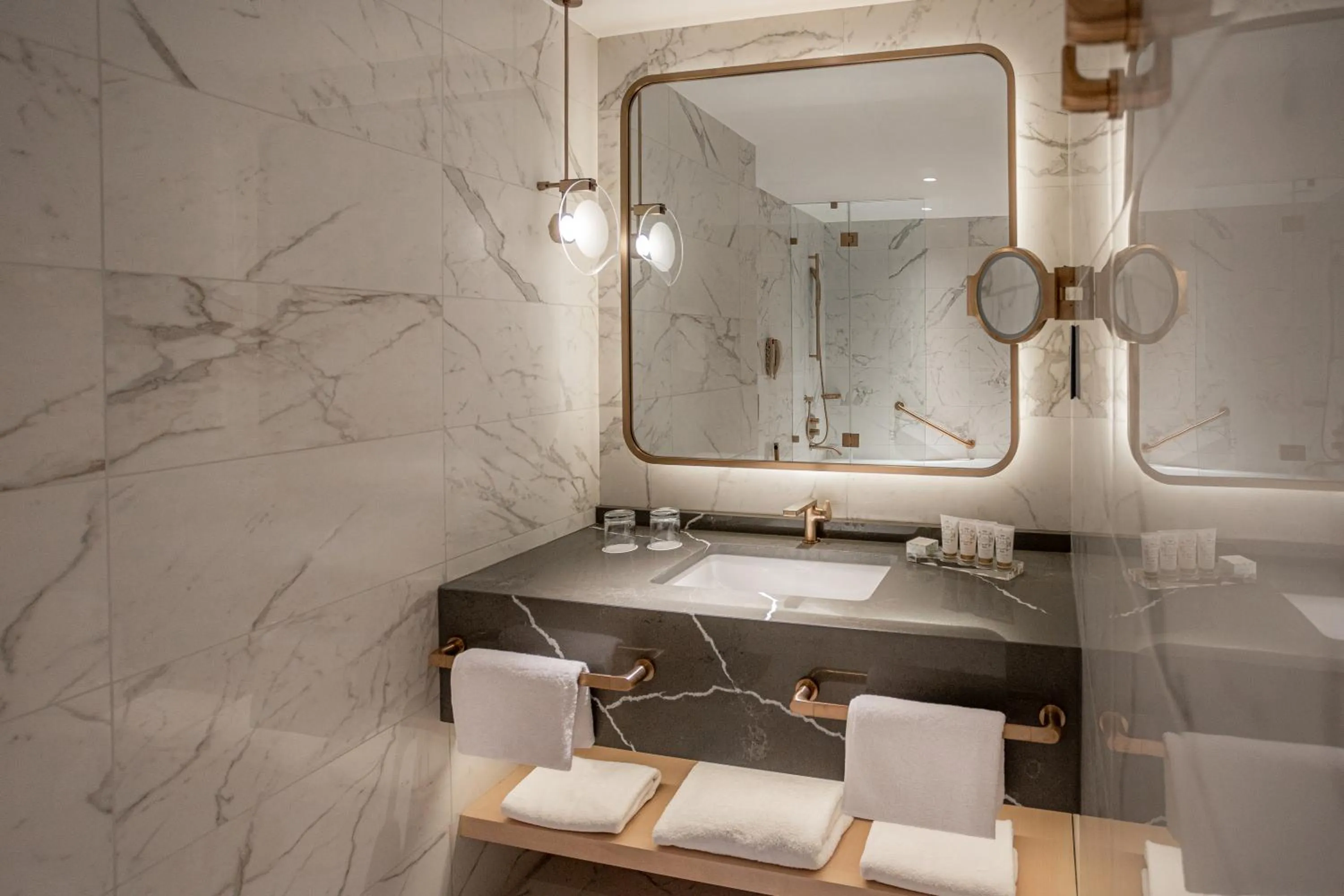 Shower in Kempinski Hotel Amman