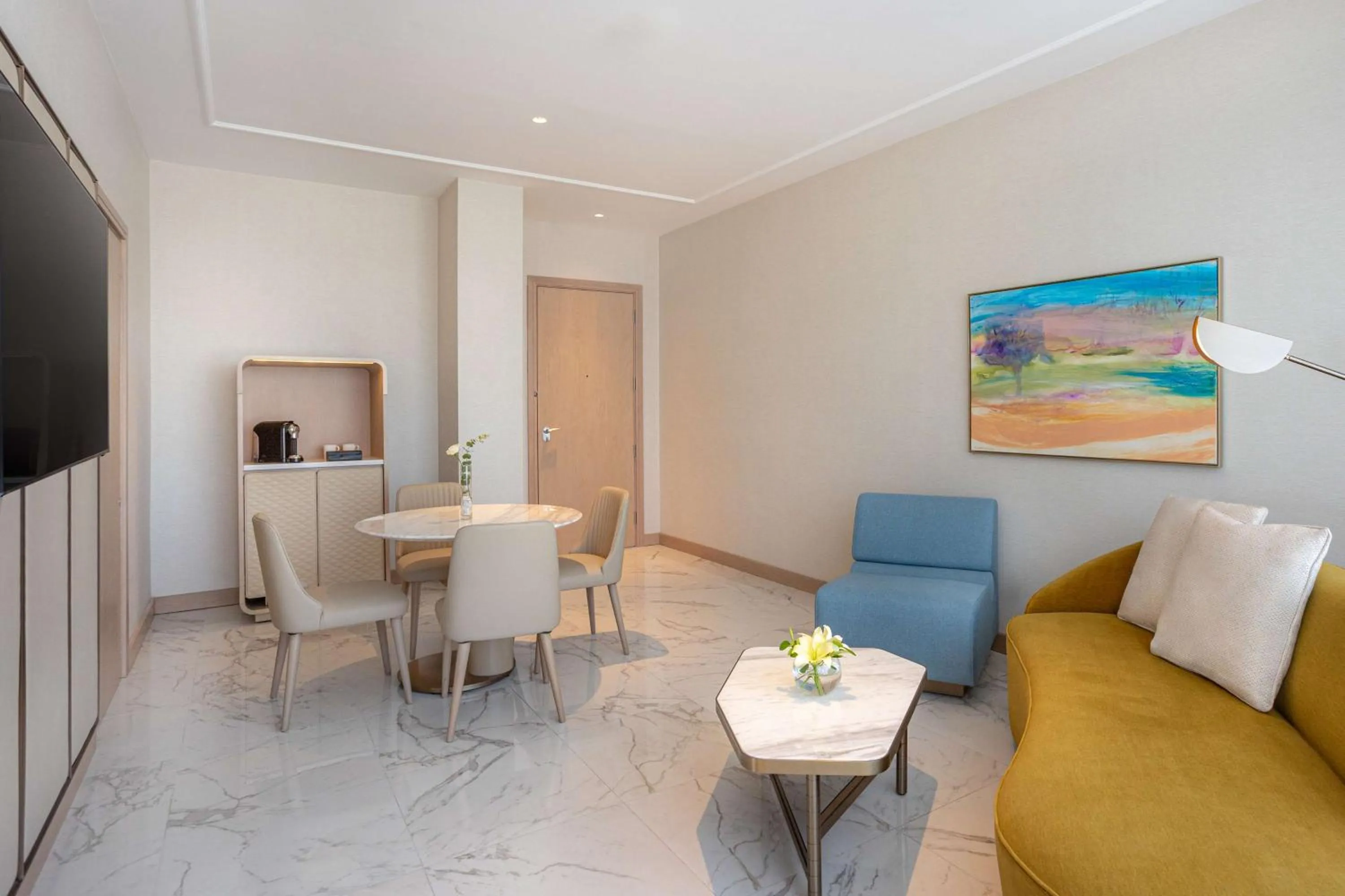 Living room in Kempinski Hotel Amman