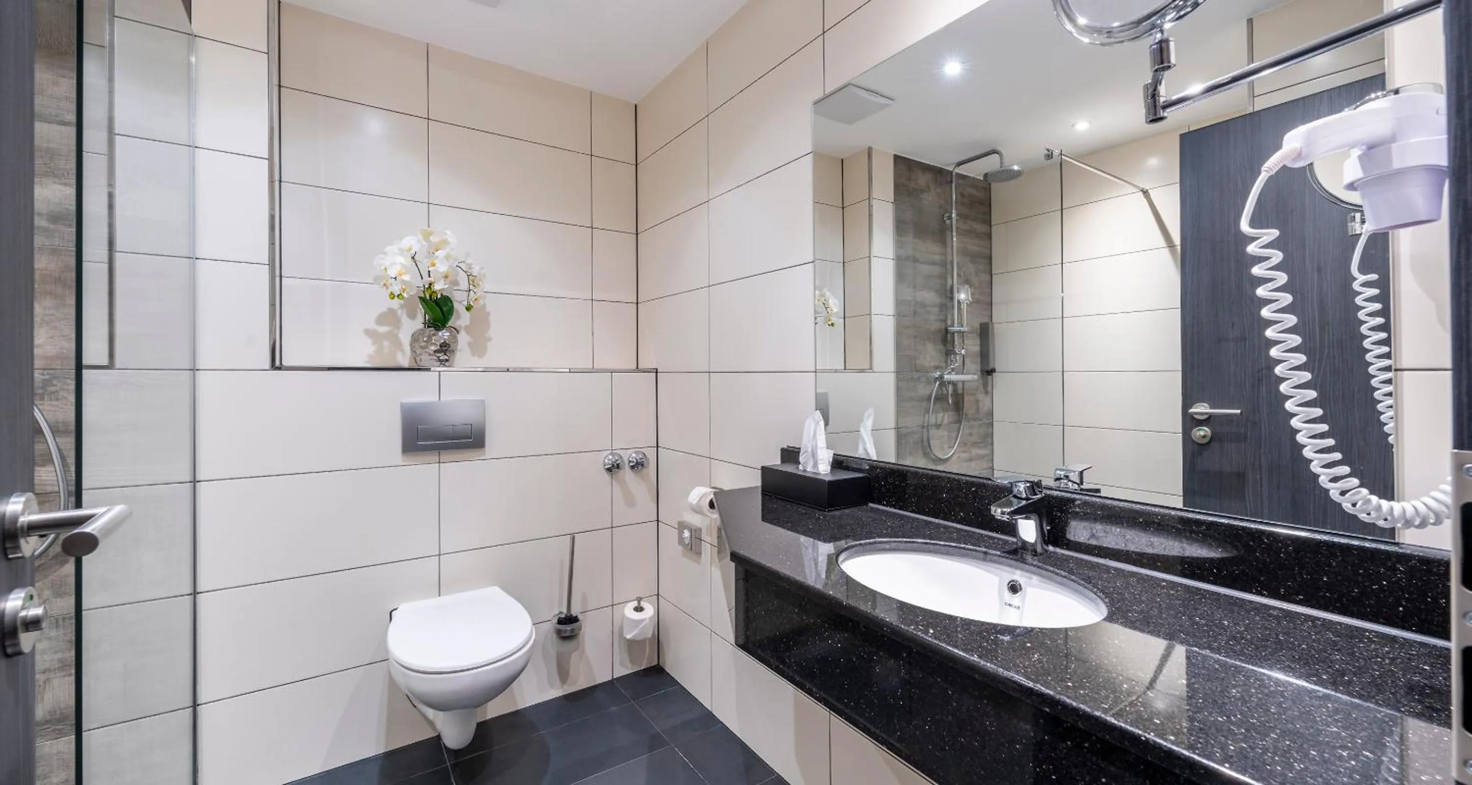 Bathroom in PLAZA INN Heilbronn