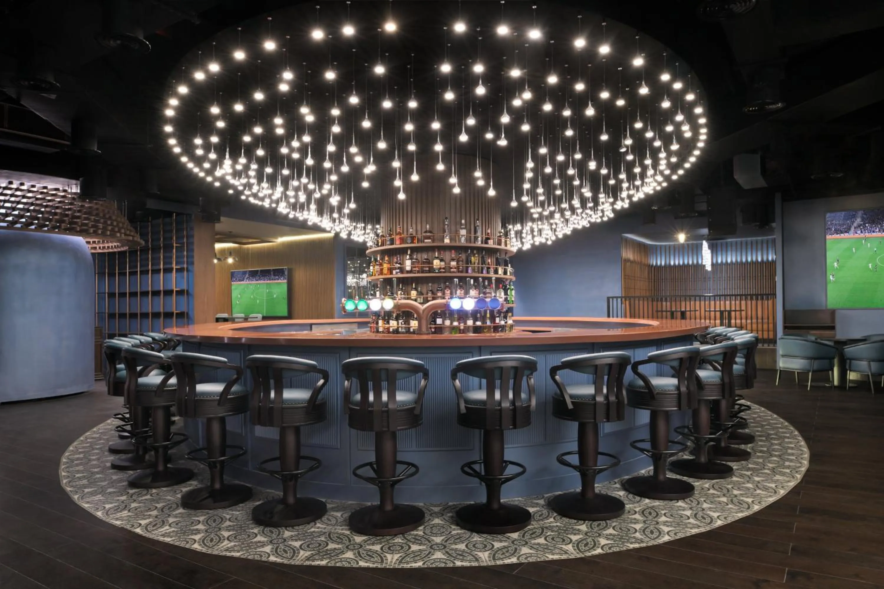 Restaurant/places to eat in Holiday Inn Express Dubai Internet City by IHG