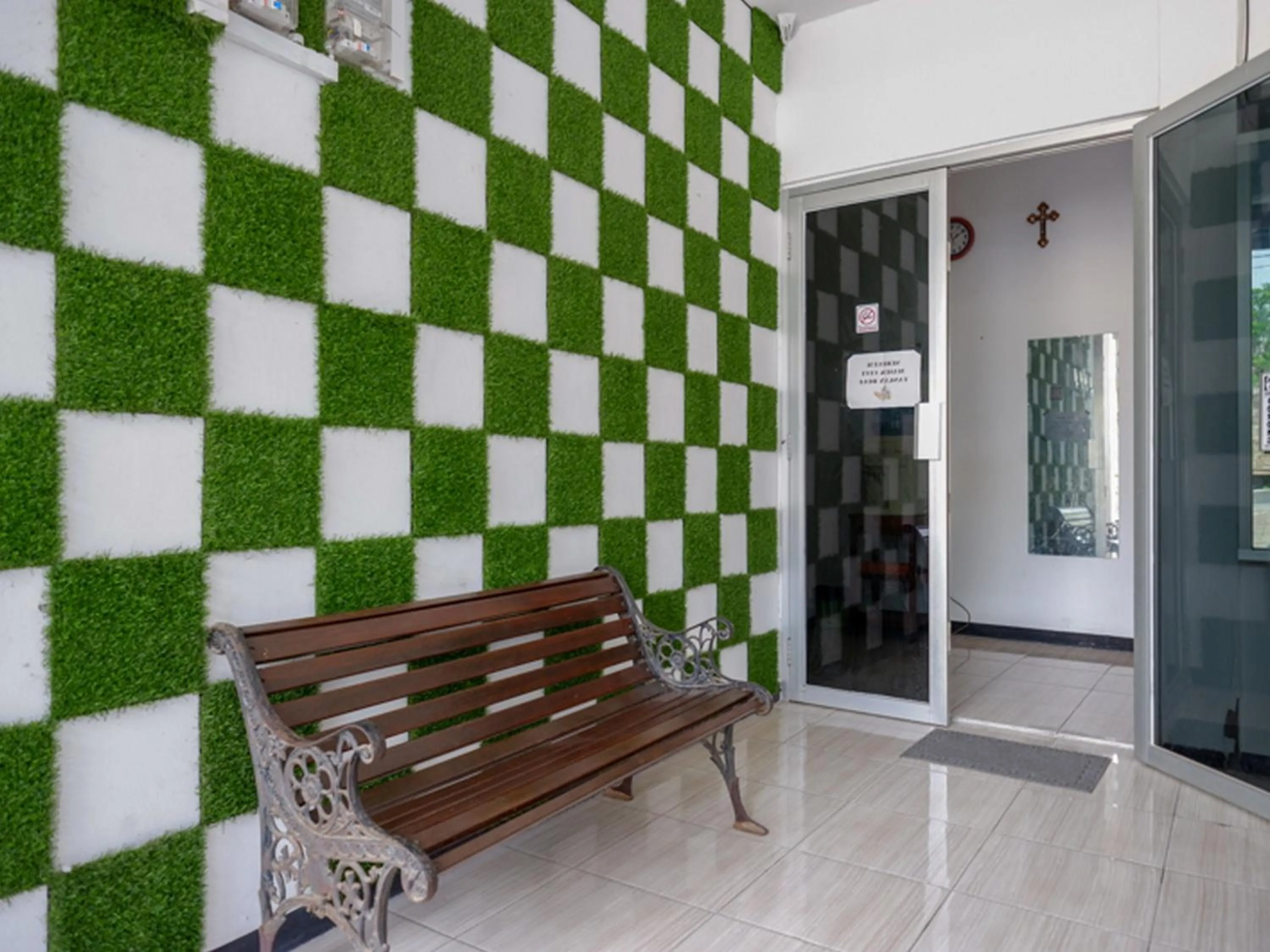 KoolKost Syariah near RSUP Dr Kariadi Semarang Minimum Stay 6 nights