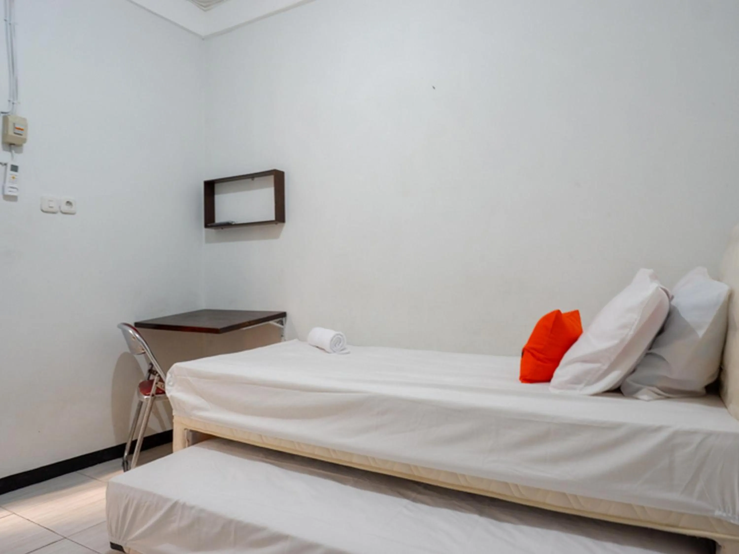 Bed in KoolKost Syariah near RSUP Dr Kariadi Semarang Minimum Stay 6 nights