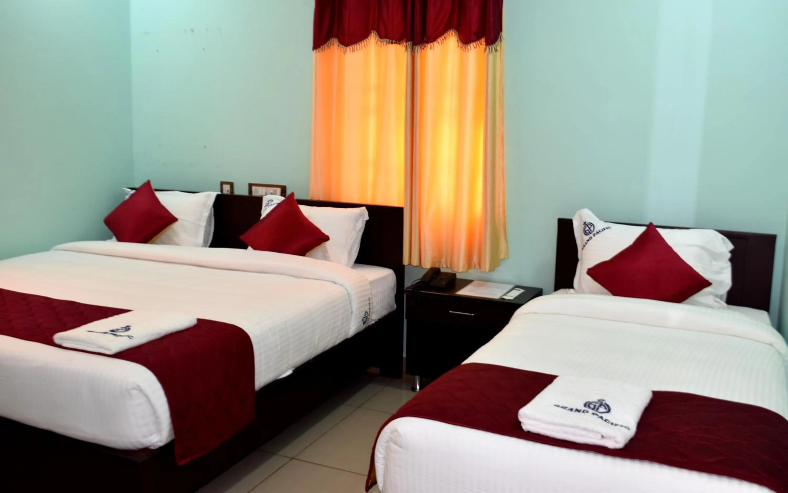 Bed in Grand Pacific