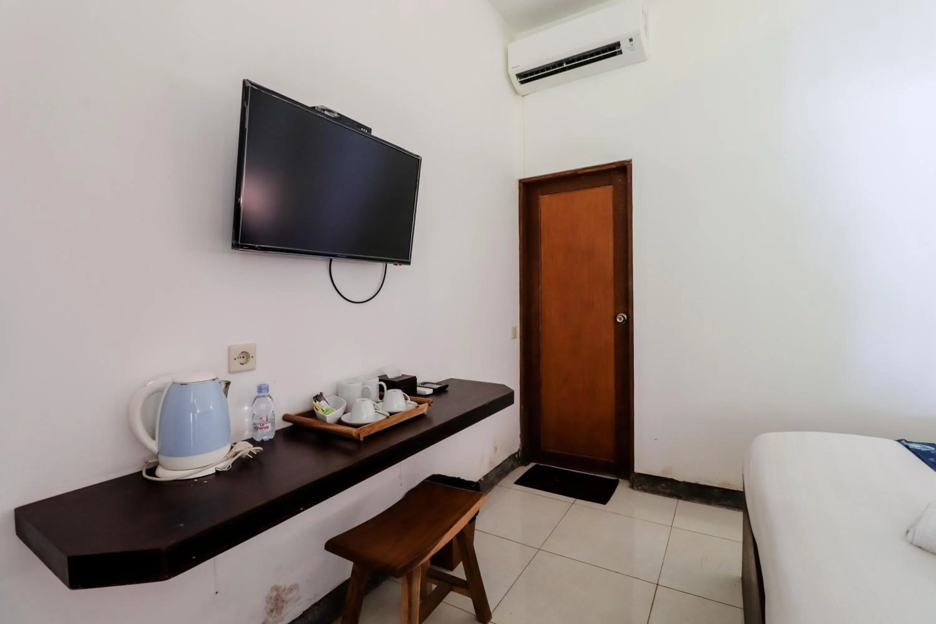 Bedroom, Bed in Balkondes Kenalan